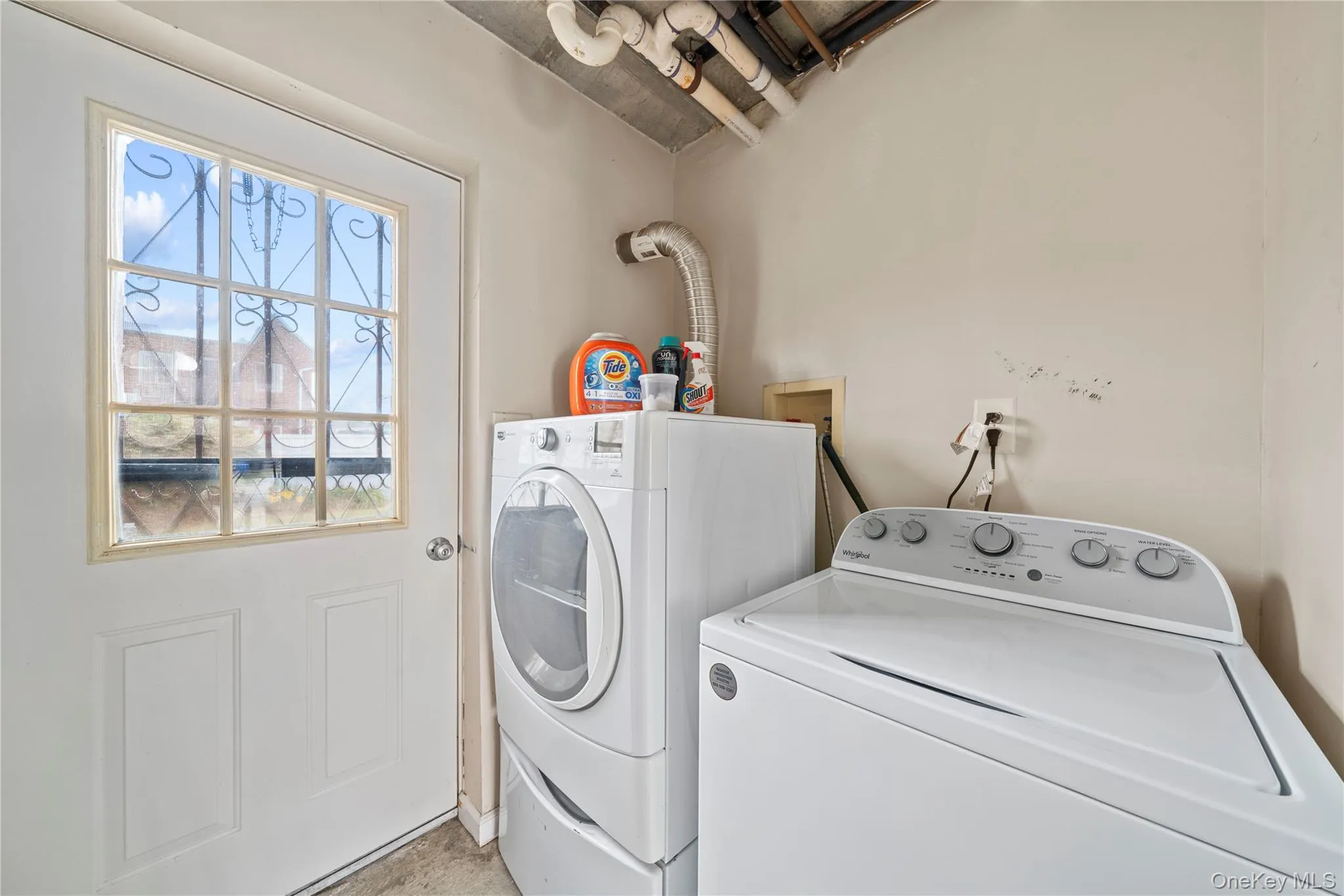 195 Beach 60th Street, New York, NY, 5 Bedrooms Bedrooms, 10 Rooms Rooms,3 BathroomsBathrooms,Residential,For Rent,Beach 60th,0,KEY1018834 195 Beach 60th Street, New York, NY, 5 Bedrooms Bedrooms, 10 Rooms Rooms,3 BathroomsBathrooms,Residential,For Rent,Beach 60th,0,KEY1018834