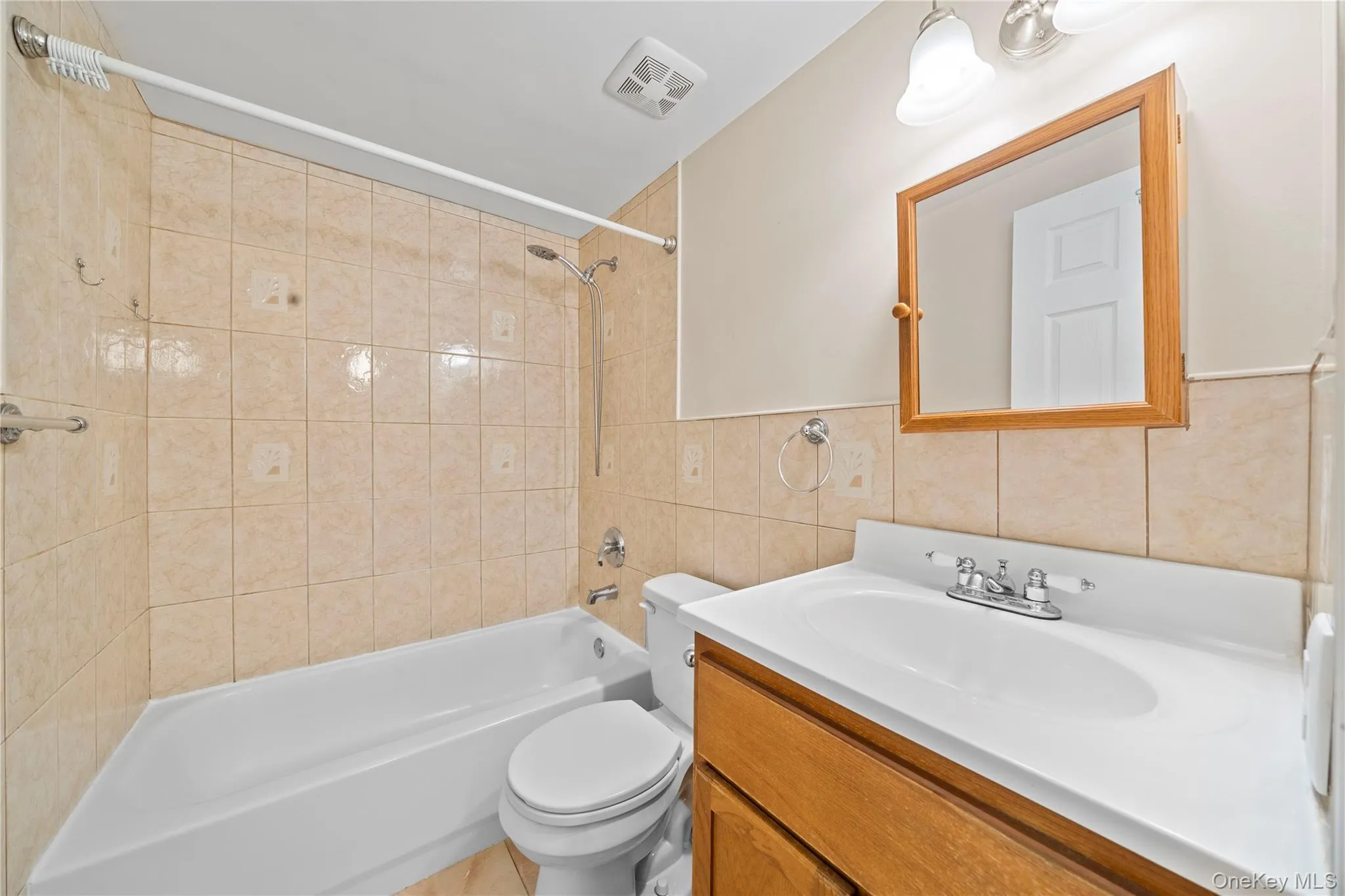 195 Beach 60th Street, New York, NY, 5 Bedrooms Bedrooms, 10 Rooms Rooms,3 BathroomsBathrooms,Residential,For Rent,Beach 60th,0,KEY1018834 195 Beach 60th Street, New York, NY, 5 Bedrooms Bedrooms, 10 Rooms Rooms,3 BathroomsBathrooms,Residential,For Rent,Beach 60th,0,KEY1018834