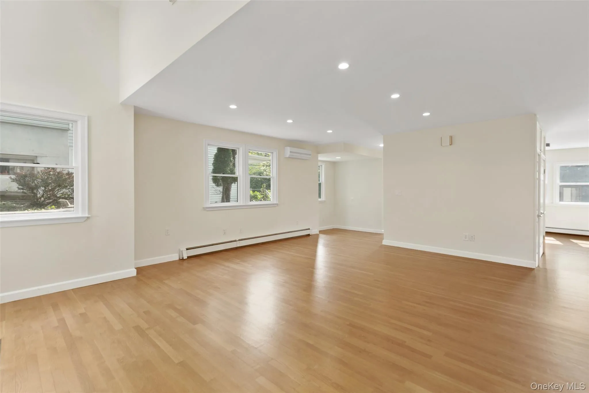 65 Eiler Lane, Greenburgh, NY, 3 Bedrooms Bedrooms, 8 Rooms Rooms,3 BathroomsBathrooms,Residential,For Rent,Eiler,0,1018836 65 Eiler Lane, Greenburgh, NY, 3 Bedrooms Bedrooms, 8 Rooms Rooms,3 BathroomsBathrooms,Residential,For Rent,Eiler,0,1018836