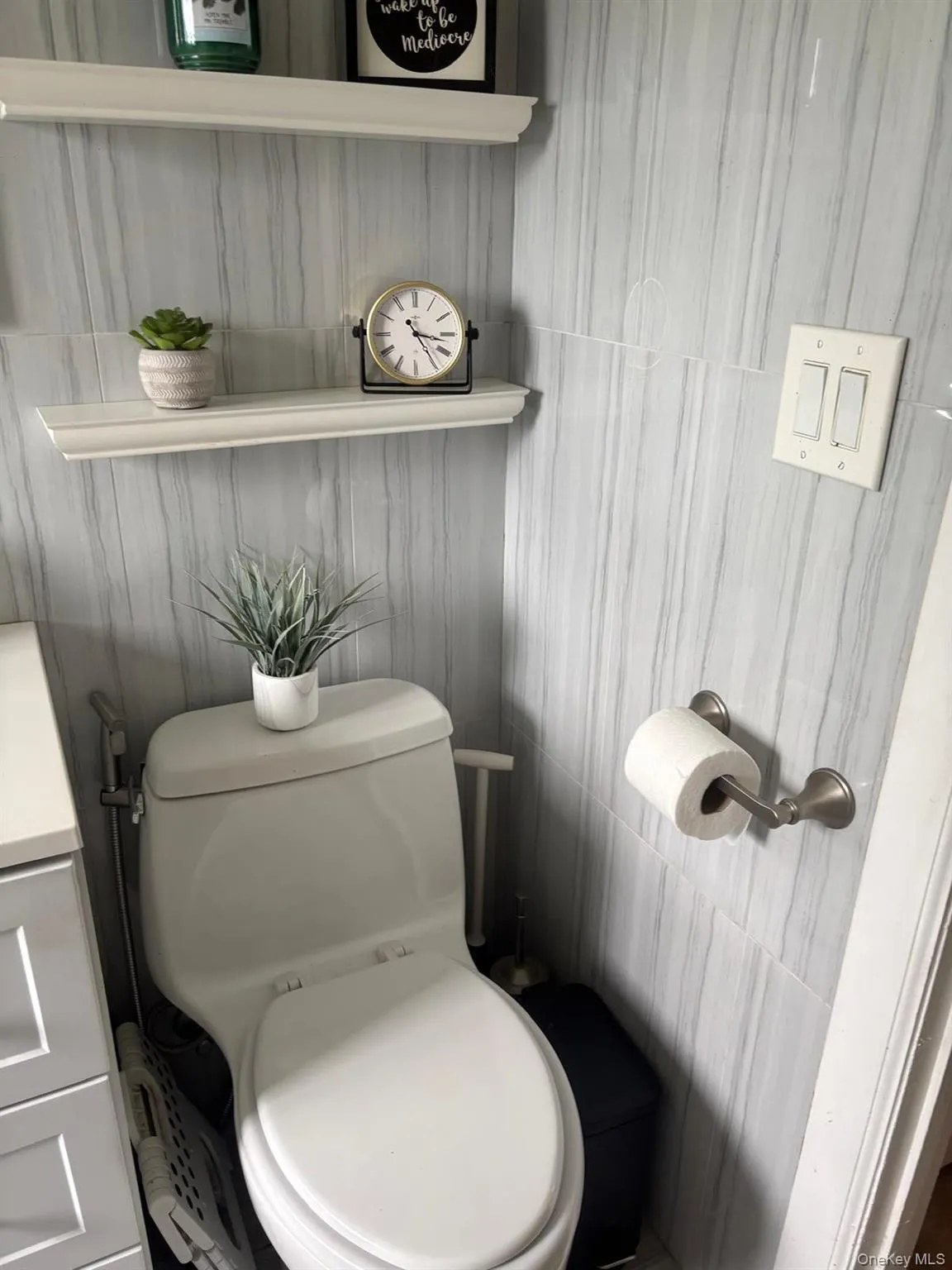 277 Graff Avenue, New York, NY, 3 Bedrooms Bedrooms, 6 Rooms Rooms,1 BathroomBathrooms,Residential,For Rent,Graff,0,1018837 277 Graff Avenue, New York, NY, 3 Bedrooms Bedrooms, 6 Rooms Rooms,1 BathroomBathrooms,Residential,For Rent,Graff,0,1018837