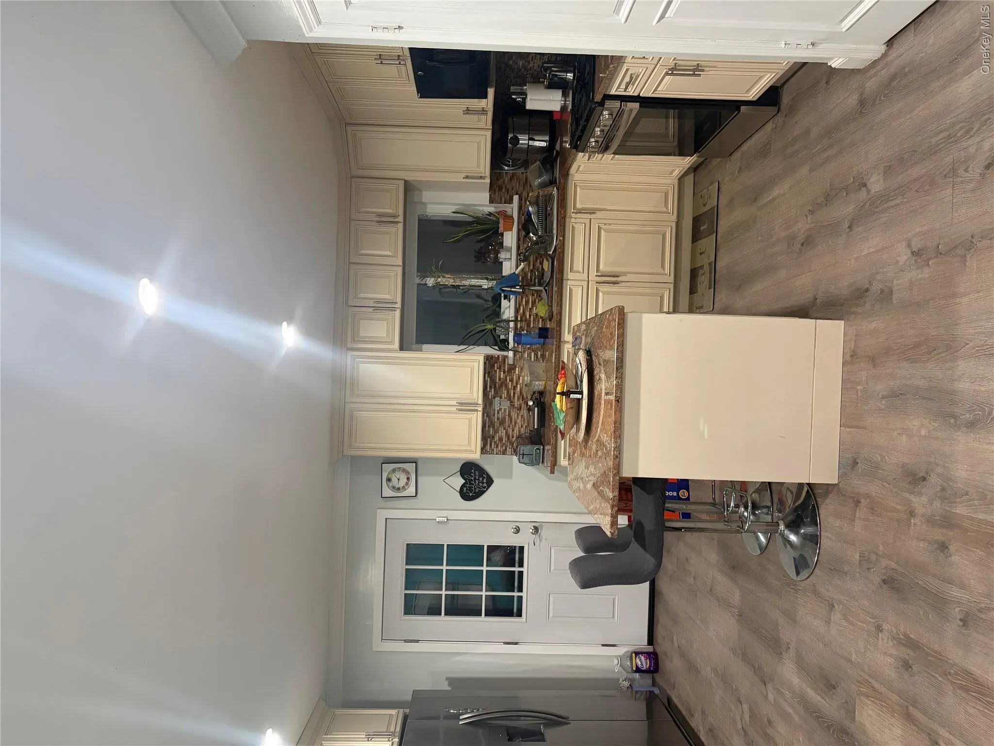277 Graff Avenue, New York, NY, 3 Bedrooms Bedrooms, 6 Rooms Rooms,1 BathroomBathrooms,Residential,For Rent,Graff,0,1018837 277 Graff Avenue, New York, NY, 3 Bedrooms Bedrooms, 6 Rooms Rooms,1 BathroomBathrooms,Residential,For Rent,Graff,0,1018837