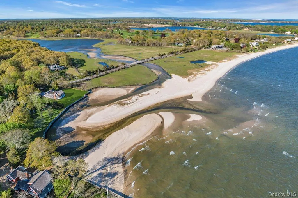 10450 New Suffolk Avenue, Southold, NY, 4 Bedrooms Bedrooms, 9 Rooms Rooms,3 BathroomsBathrooms,Residential Lease,For Rent,New Suffolk,0,1018839 10450 New Suffolk Avenue, Southold, NY, 4 Bedrooms Bedrooms, 9 Rooms Rooms,3 BathroomsBathrooms,Residential Lease,For Rent,New Suffolk,0,1018839