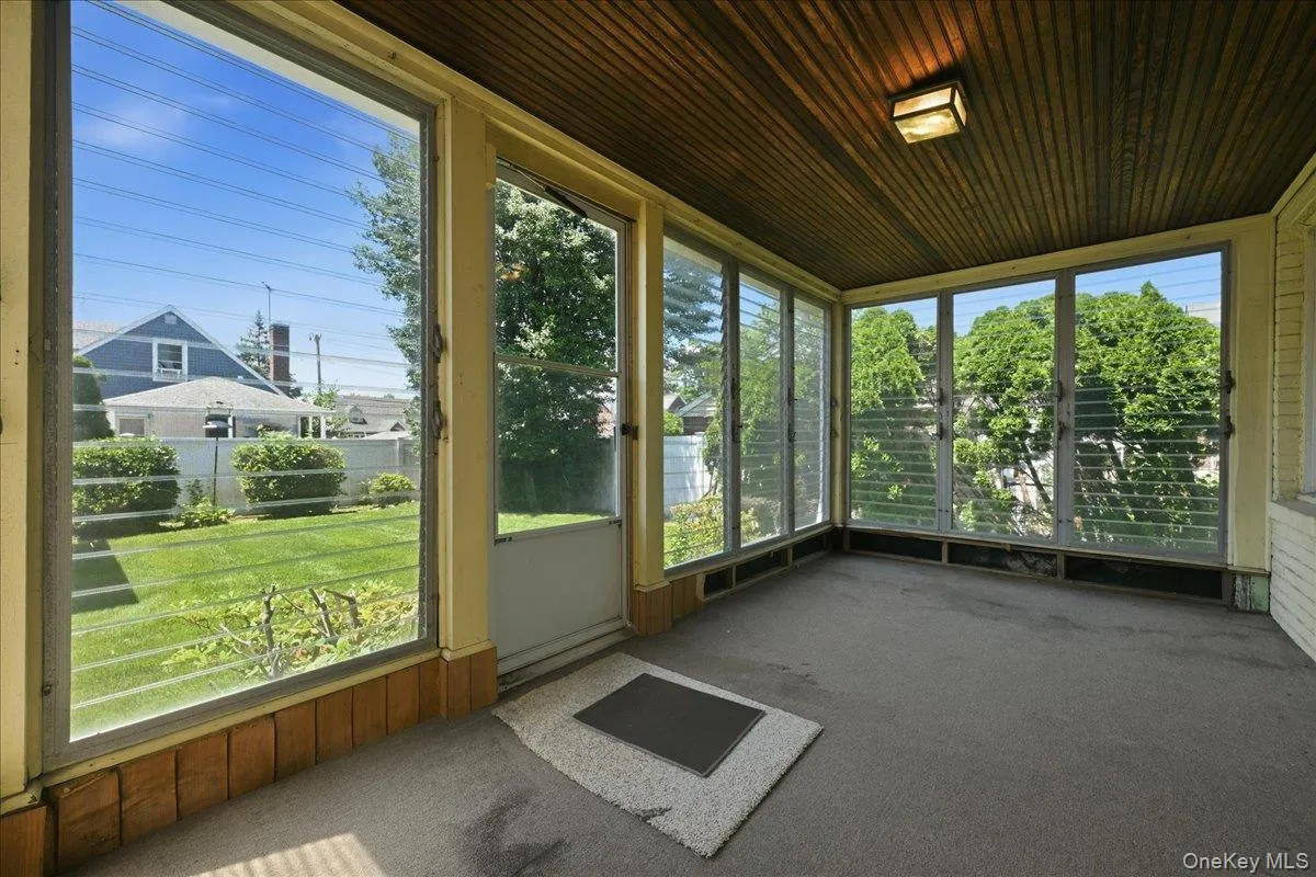 210 Madison Street, Hempstead, NY, 3 Bedrooms Bedrooms, 7 Rooms Rooms,2 BathroomsBathrooms,Residential,For Rent,Madison,0,KEY1018845 210 Madison Street, Hempstead, NY, 3 Bedrooms Bedrooms, 7 Rooms Rooms,2 BathroomsBathrooms,Residential,For Rent,Madison,0,KEY1018845