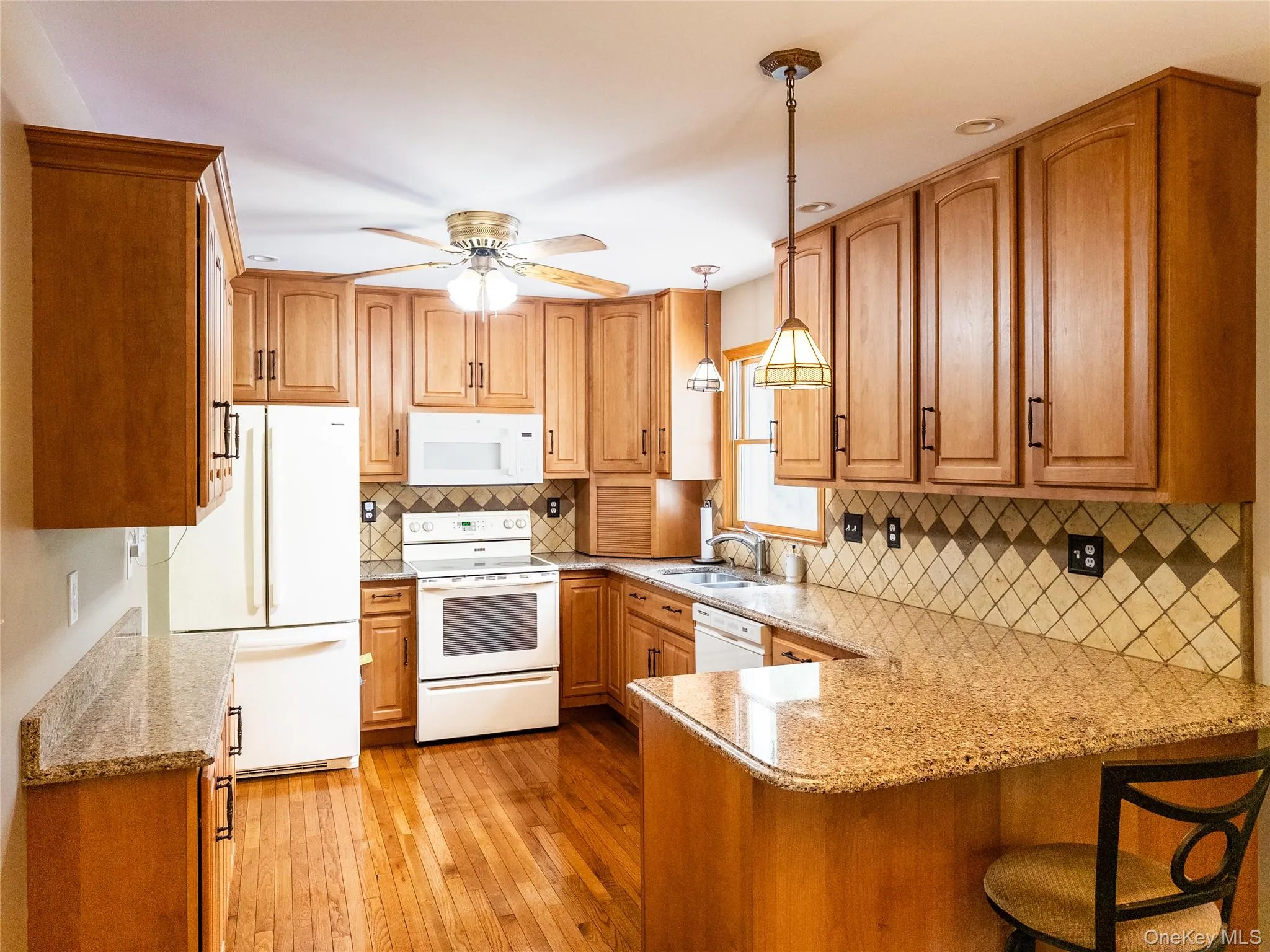 17 Dorett Drive, Wappinger, NY, 3 Bedrooms Bedrooms, 11 Rooms Rooms,2 BathroomsBathrooms,Residential,For Rent,Dorett,0,1018847 17 Dorett Drive, Wappinger, NY, 3 Bedrooms Bedrooms, 11 Rooms Rooms,2 BathroomsBathrooms,Residential,For Rent,Dorett,0,1018847