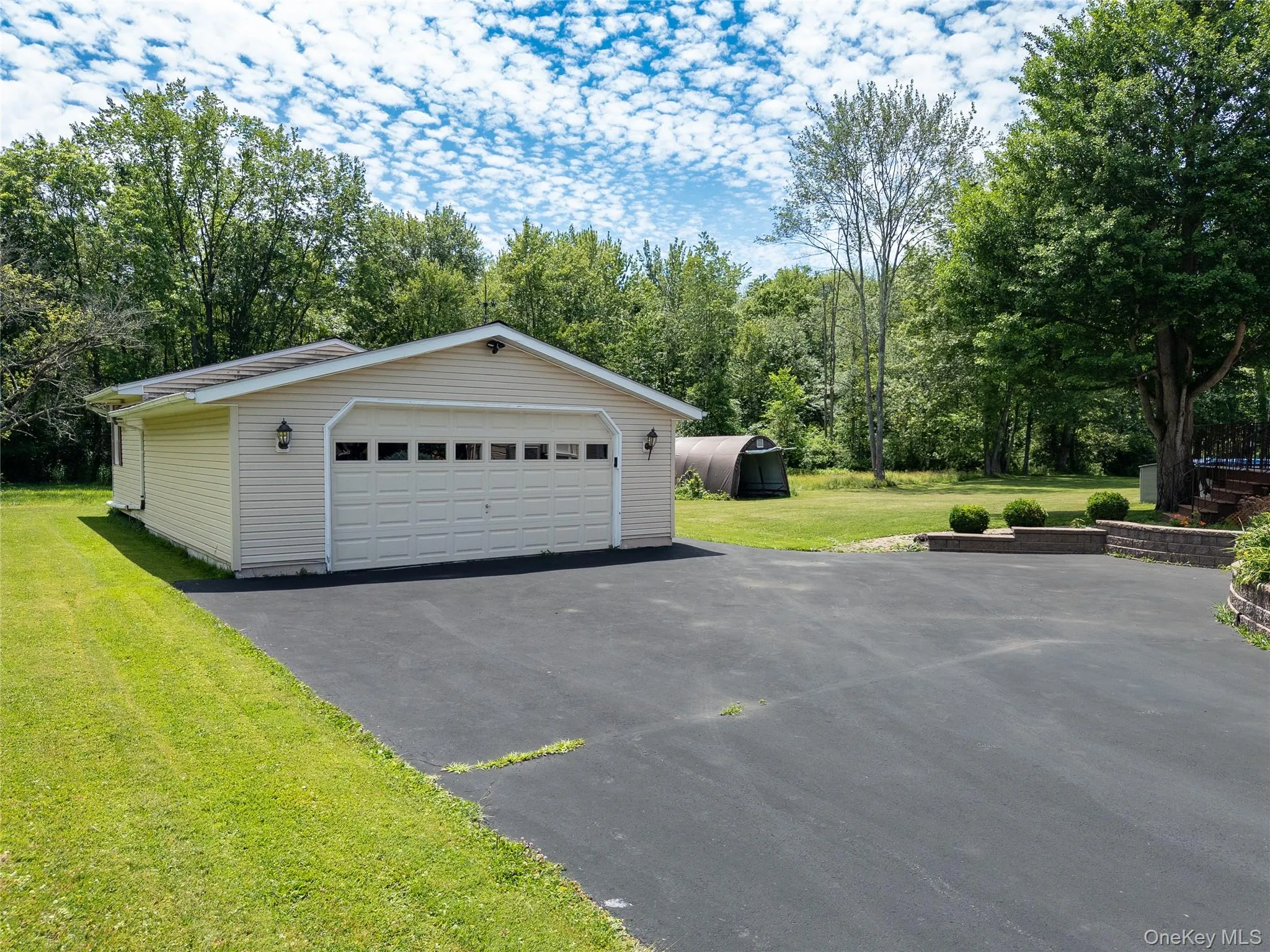 17 Dorett Drive, Wappinger, NY, 3 Bedrooms Bedrooms, 11 Rooms Rooms,2 BathroomsBathrooms,Residential,For Rent,Dorett,0,1018847 17 Dorett Drive, Wappinger, NY, 3 Bedrooms Bedrooms, 11 Rooms Rooms,2 BathroomsBathrooms,Residential,For Rent,Dorett,0,1018847