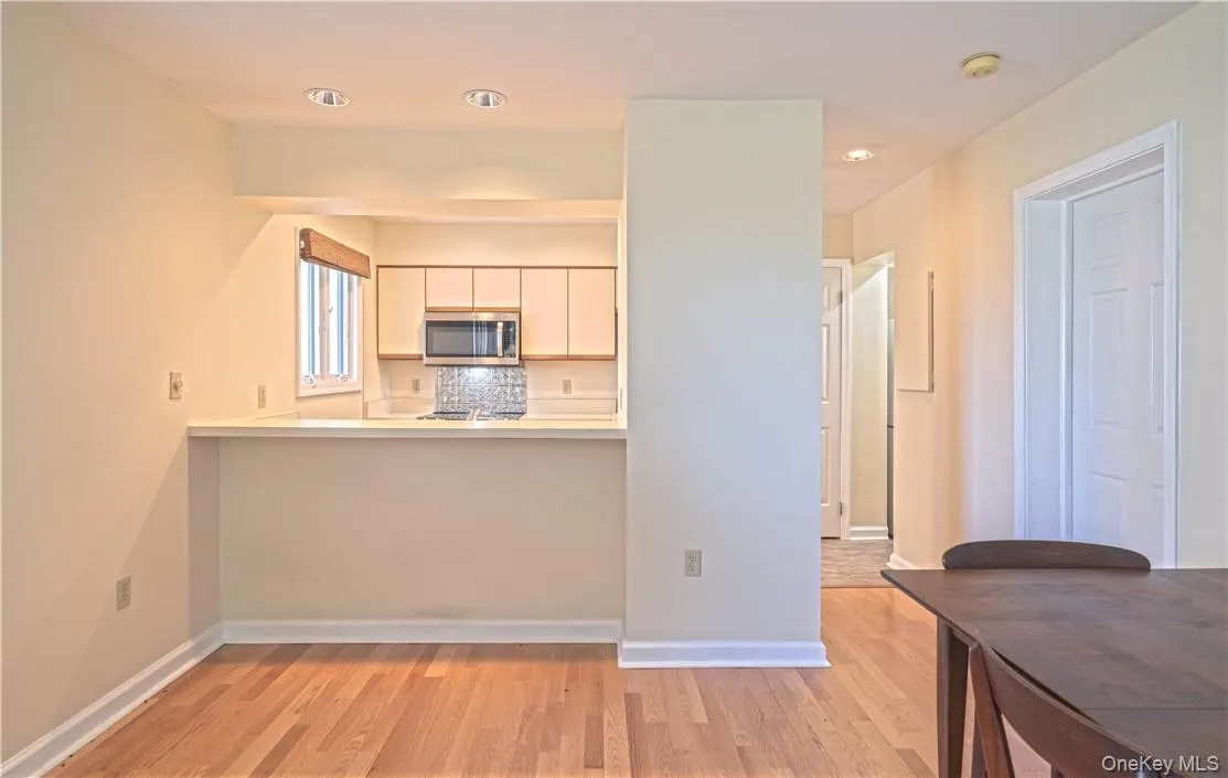 16 Hudson Point Lane, Ossining, NY, 1 Bedroom Bedrooms, 4 Rooms Rooms,1 BathroomBathrooms,Residential Lease,For Rent,Hudson Point,0,1018848 16 Hudson Point Lane, Ossining, NY, 1 Bedroom Bedrooms, 4 Rooms Rooms,1 BathroomBathrooms,Residential Lease,For Rent,Hudson Point,0,1018848