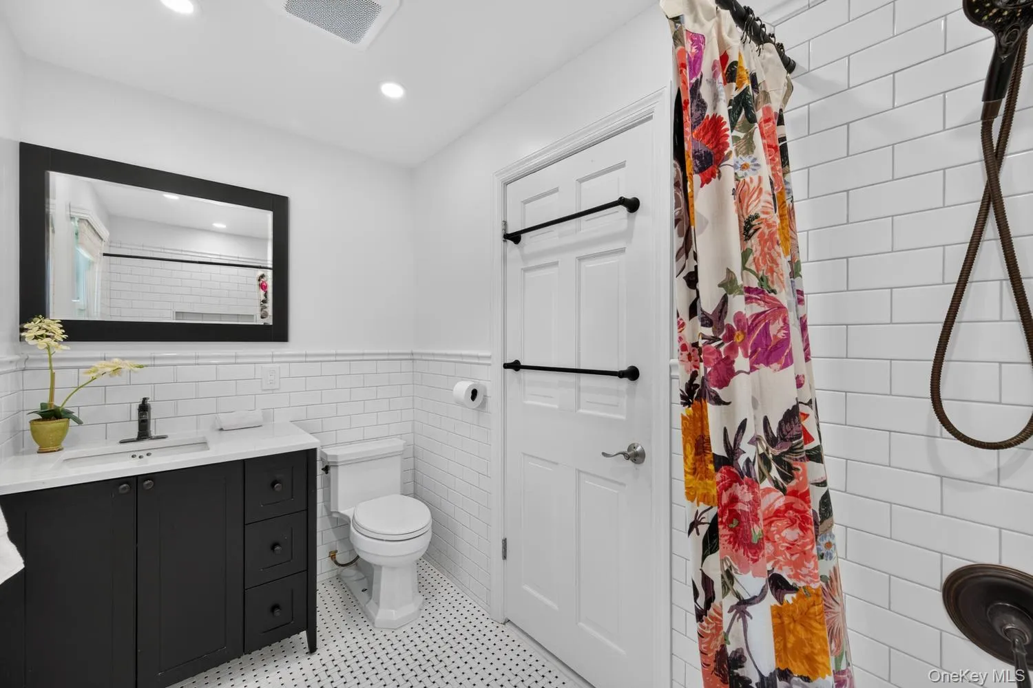 55 Pershing Avenue, Oyster Bay, NY, 3 Bedrooms Bedrooms, 7 Rooms Rooms,1 BathroomBathrooms,Residential,For Rent,Pershing,0,1018849 55 Pershing Avenue, Oyster Bay, NY, 3 Bedrooms Bedrooms, 7 Rooms Rooms,1 BathroomBathrooms,Residential,For Rent,Pershing,0,1018849