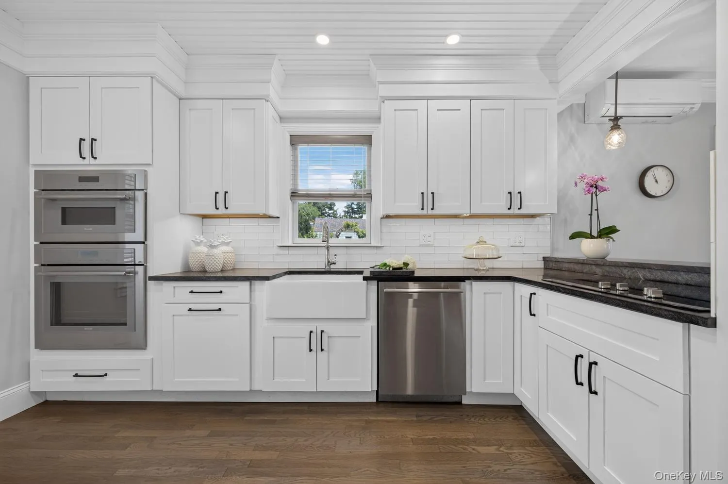 55 Pershing Avenue, Oyster Bay, NY, 3 Bedrooms Bedrooms, 7 Rooms Rooms,1 BathroomBathrooms,Residential,For Rent,Pershing,0,1018849 55 Pershing Avenue, Oyster Bay, NY, 3 Bedrooms Bedrooms, 7 Rooms Rooms,1 BathroomBathrooms,Residential,For Rent,Pershing,0,1018849