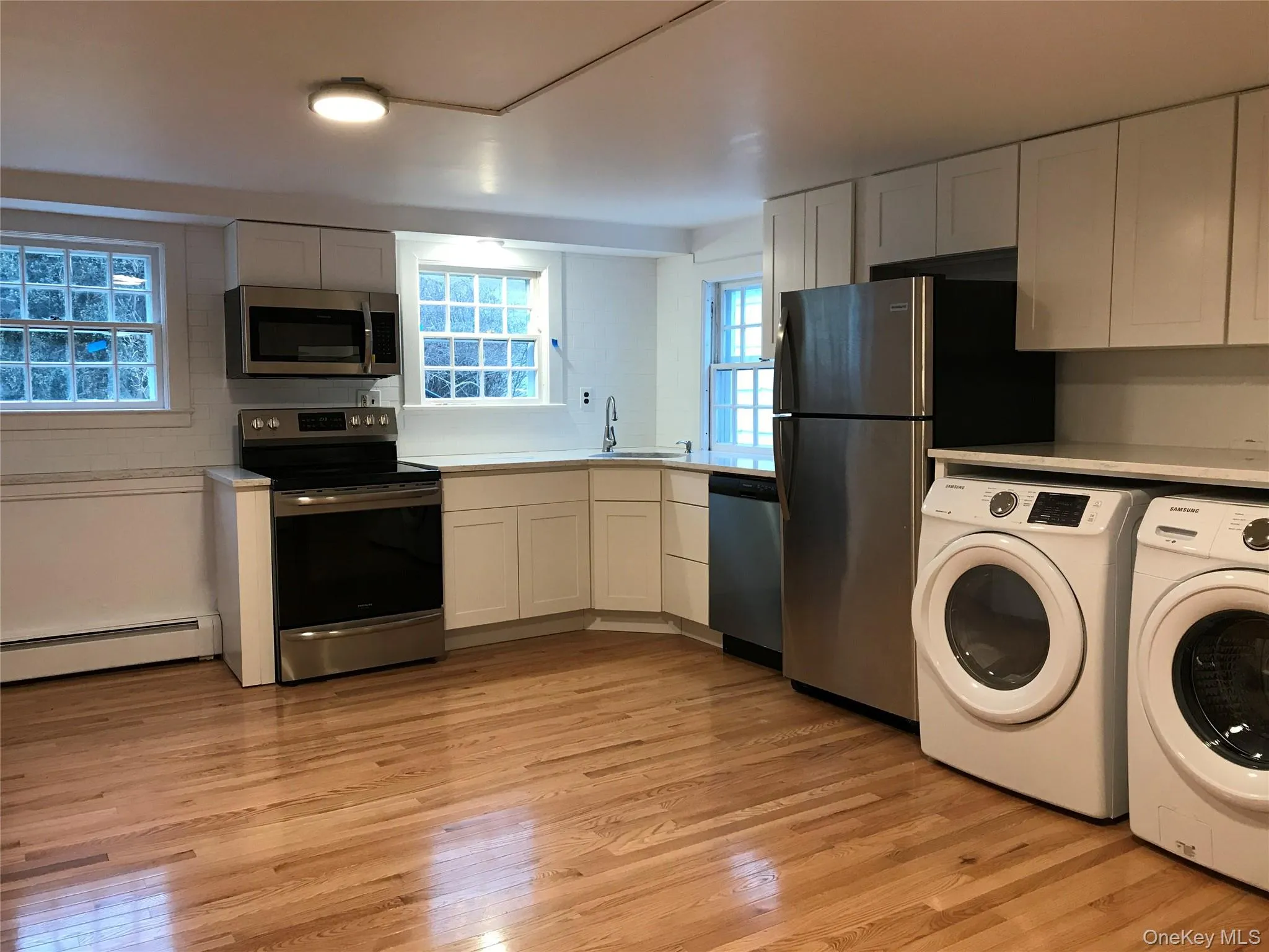 23 Lloyd Harbor Road, Huntington, NY, 2 Bedrooms Bedrooms, 4 Rooms Rooms,1 BathroomBathrooms,Residential Lease,For Rent,Lloyd Harbor,0,1018853 23 Lloyd Harbor Road, Huntington, NY, 2 Bedrooms Bedrooms, 4 Rooms Rooms,1 BathroomBathrooms,Residential Lease,For Rent,Lloyd Harbor,0,1018853