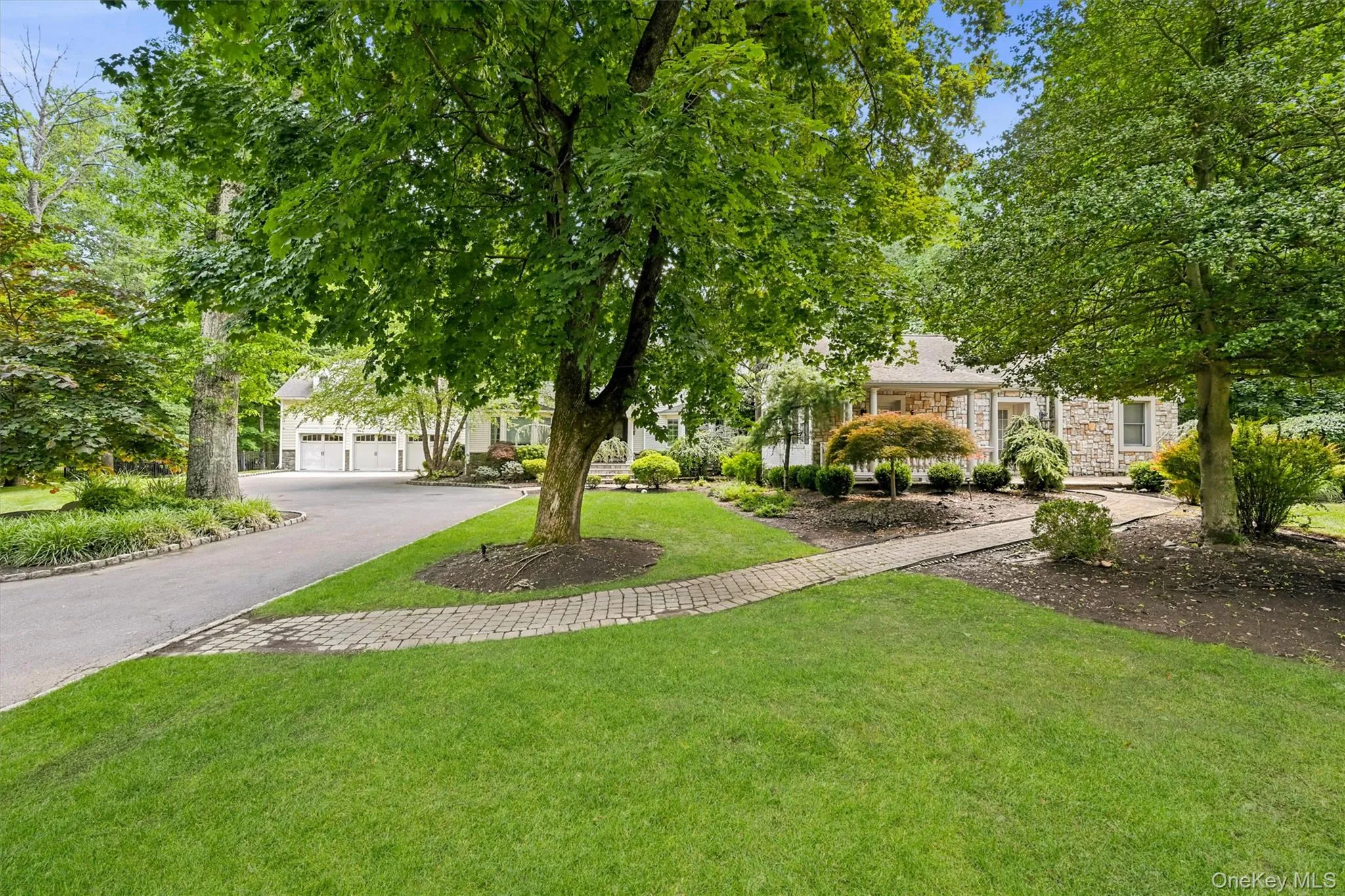 281 Phillips Hill Road, Clarkstown, NY, 6 Bedrooms Bedrooms, 26 Rooms Rooms,6 BathroomsBathrooms,Residential,For Rent,Phillips Hill,0,KEY1018857 281 Phillips Hill Road, Clarkstown, NY, 6 Bedrooms Bedrooms, 26 Rooms Rooms,6 BathroomsBathrooms,Residential,For Rent,Phillips Hill,0,KEY1018857