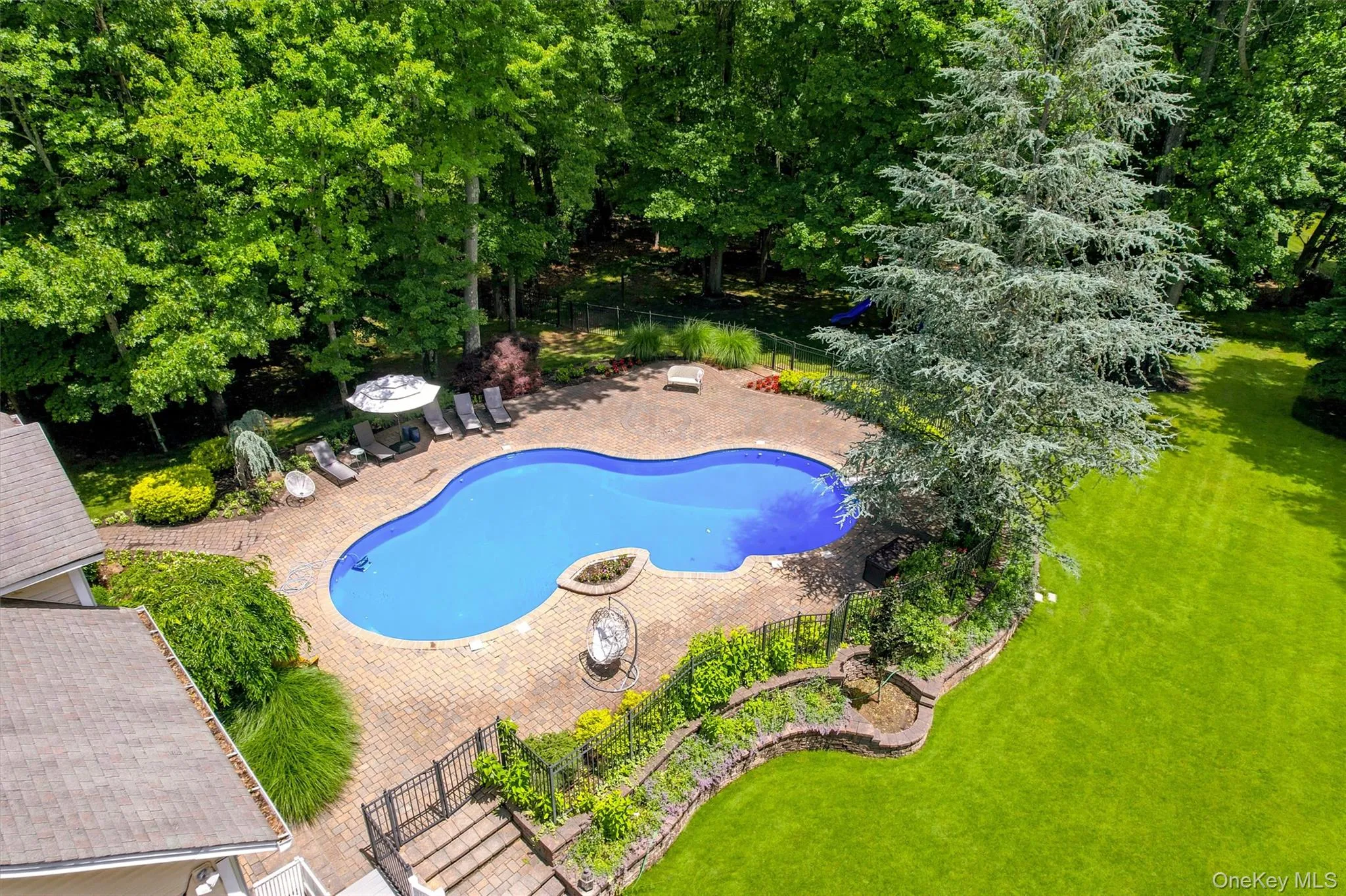 281 Phillips Hill Road, Clarkstown, NY, 6 Bedrooms Bedrooms, 26 Rooms Rooms,6 BathroomsBathrooms,Residential,For Rent,Phillips Hill,0,KEY1018857 281 Phillips Hill Road, Clarkstown, NY, 6 Bedrooms Bedrooms, 26 Rooms Rooms,6 BathroomsBathrooms,Residential,For Rent,Phillips Hill,0,KEY1018857
