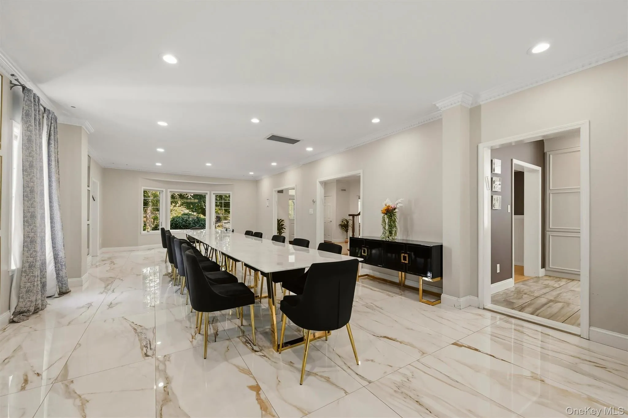 281 Phillips Hill Road, Clarkstown, NY, 6 Bedrooms Bedrooms, 26 Rooms Rooms,6 BathroomsBathrooms,Residential,For Rent,Phillips Hill,0,KEY1018857 281 Phillips Hill Road, Clarkstown, NY, 6 Bedrooms Bedrooms, 26 Rooms Rooms,6 BathroomsBathrooms,Residential,For Rent,Phillips Hill,0,KEY1018857
