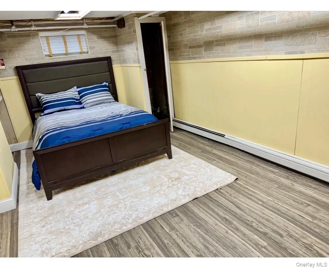 9 Valleywood Drive, Huntington, NY, 3 Bedrooms Bedrooms, 7 Rooms Rooms,2 BathroomsBathrooms,Residential,For Rent,Valleywood,0,KEY1018858 9 Valleywood Drive, Huntington, NY, 3 Bedrooms Bedrooms, 7 Rooms Rooms,2 BathroomsBathrooms,Residential,For Rent,Valleywood,0,KEY1018858