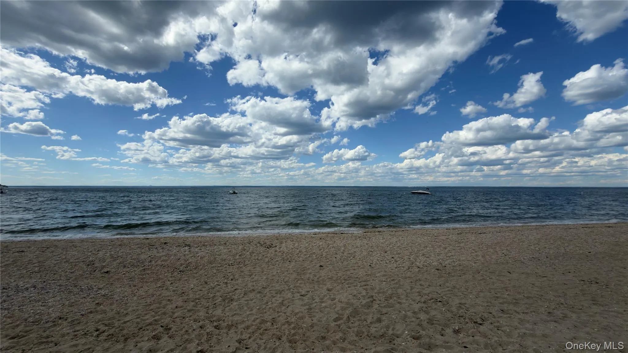 10 Greenwich Avenue, Oyster Bay, NY, 3 Bedrooms Bedrooms, 10 Rooms Rooms,2 BathroomsBathrooms,Residential Lease,For Rent,Greenwich,0,KEY1018861 10 Greenwich Avenue, Oyster Bay, NY, 3 Bedrooms Bedrooms, 10 Rooms Rooms,2 BathroomsBathrooms,Residential Lease,For Rent,Greenwich,0,KEY1018861