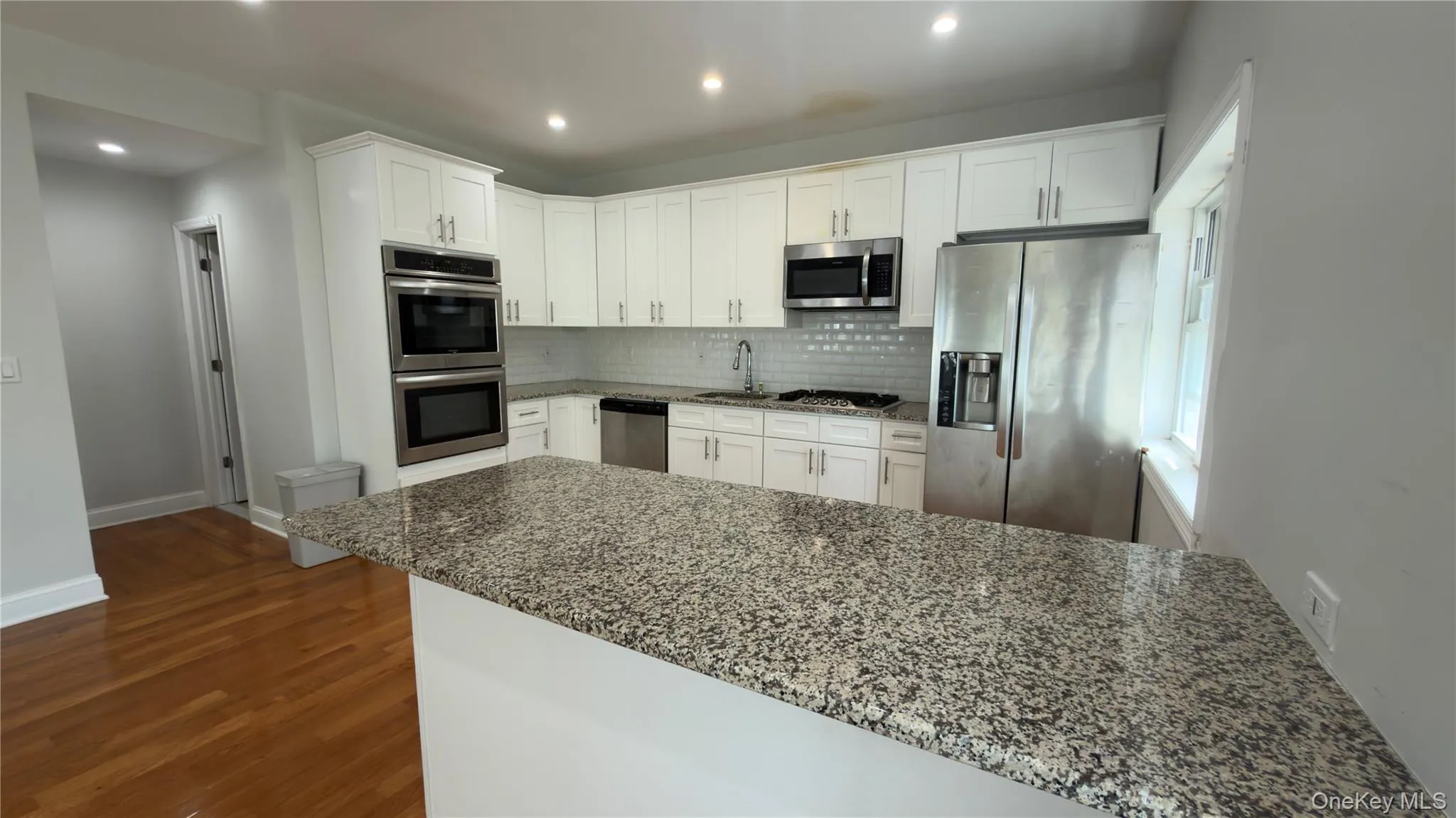 10 Greenwich Avenue, Oyster Bay, NY, 3 Bedrooms Bedrooms, 10 Rooms Rooms,2 BathroomsBathrooms,Residential Lease,For Rent,Greenwich,0,KEY1018861 10 Greenwich Avenue, Oyster Bay, NY, 3 Bedrooms Bedrooms, 10 Rooms Rooms,2 BathroomsBathrooms,Residential Lease,For Rent,Greenwich,0,KEY1018861