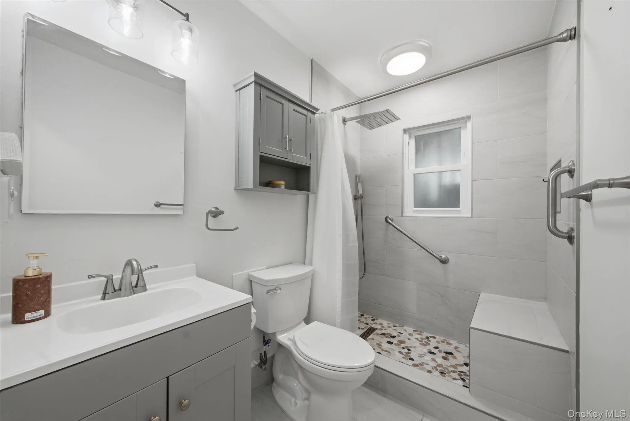 2 Grove Street, Babylon, NY, 2 Bedrooms Bedrooms, 4 Rooms Rooms,1 BathroomBathrooms,Residential Lease,For Rent,Grove,0,1018866 2 Grove Street, Babylon, NY, 2 Bedrooms Bedrooms, 4 Rooms Rooms,1 BathroomBathrooms,Residential Lease,For Rent,Grove,0,1018866