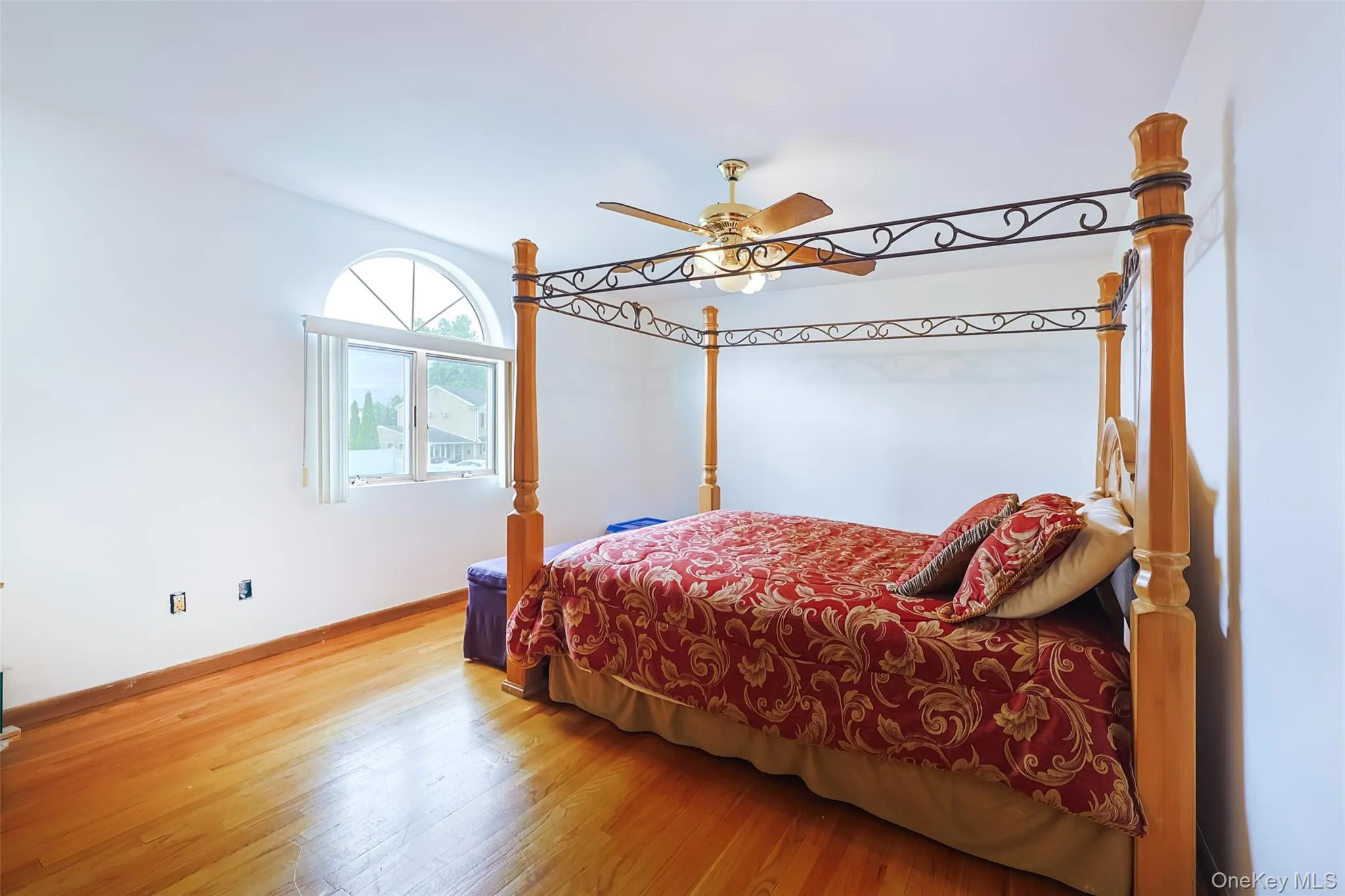 Second floor bedroom 2 Second floor bedroom 2