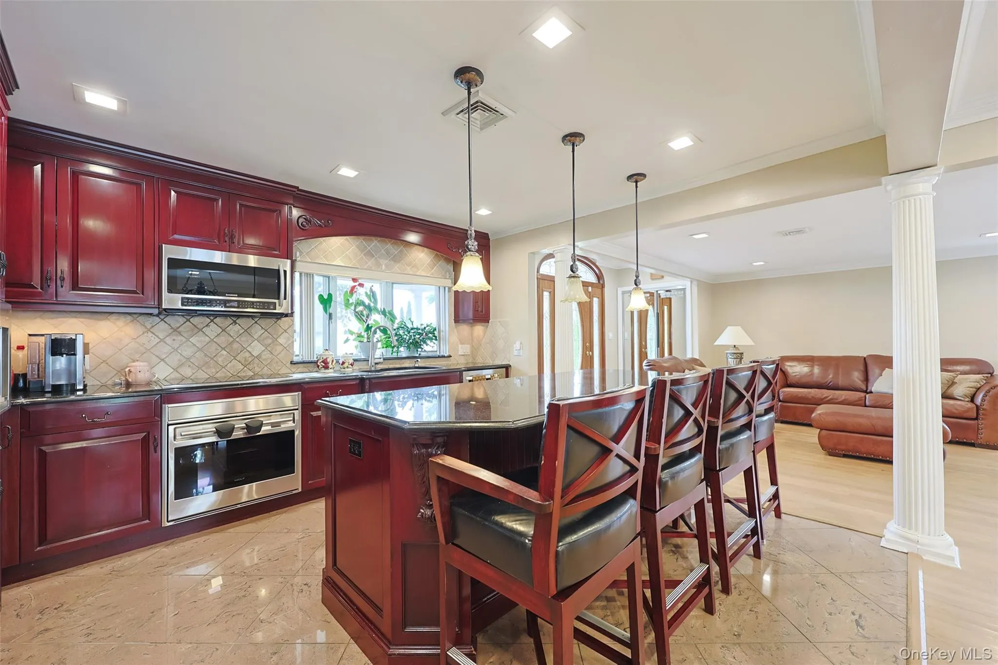 Open floor plan kitchen Open floor plan kitchen