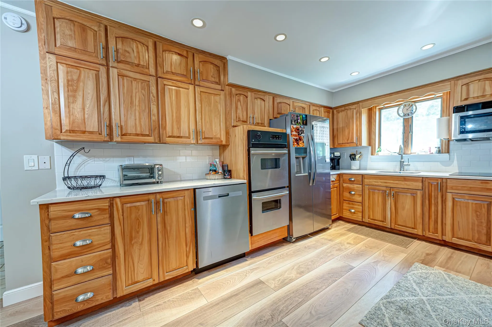 20 Bayside Avenue, Brookhaven, NY, 3 Bedrooms Bedrooms, 6 Rooms Rooms,2 BathroomsBathrooms,Residential,For Rent,Bayside,0,1018880 20 Bayside Avenue, Brookhaven, NY, 3 Bedrooms Bedrooms, 6 Rooms Rooms,2 BathroomsBathrooms,Residential,For Rent,Bayside,0,1018880