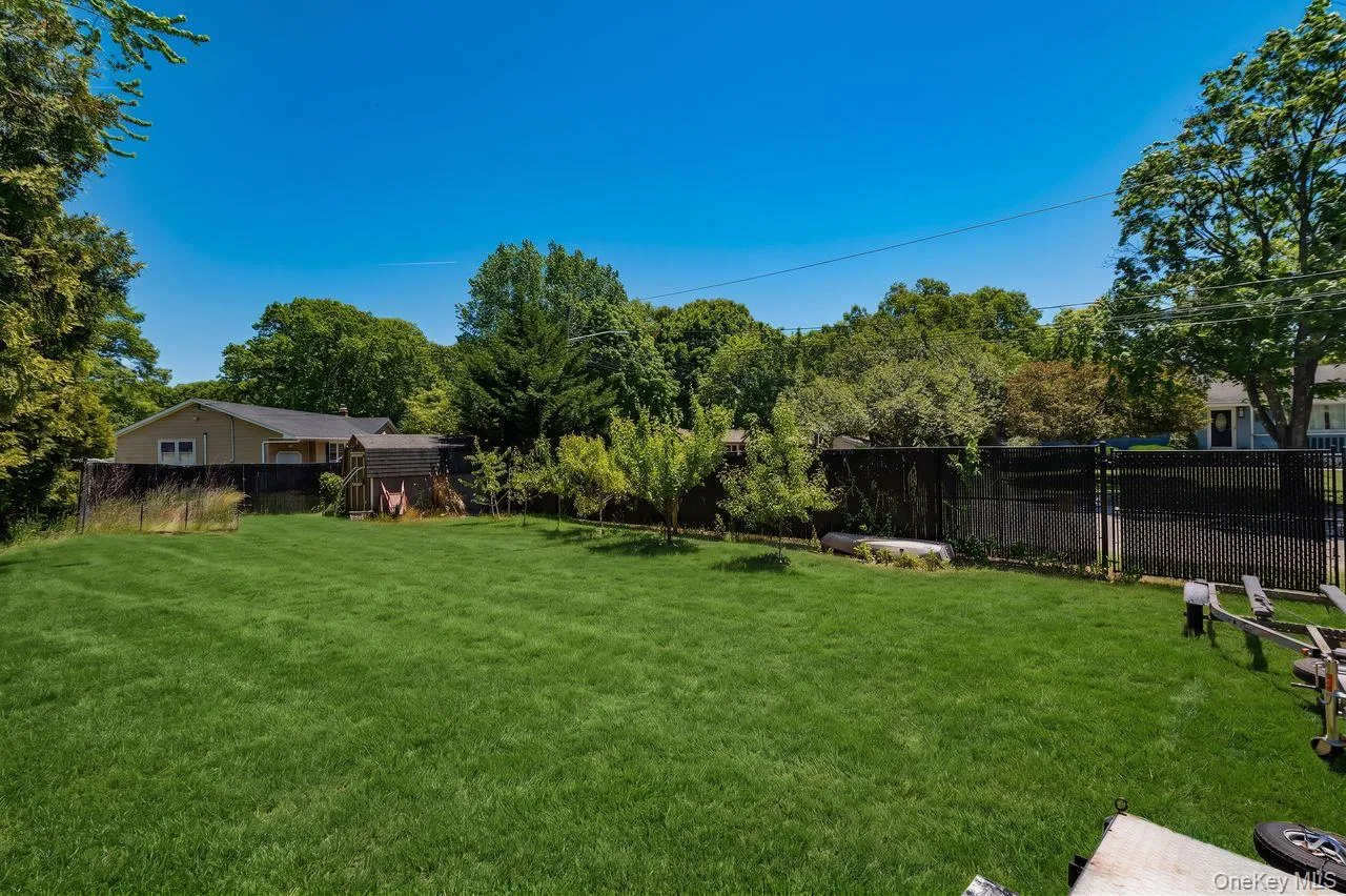 20 Bayside Avenue, Brookhaven, NY, 3 Bedrooms Bedrooms, 6 Rooms Rooms,2 BathroomsBathrooms,Residential,For Rent,Bayside,0,1018880 20 Bayside Avenue, Brookhaven, NY, 3 Bedrooms Bedrooms, 6 Rooms Rooms,2 BathroomsBathrooms,Residential,For Rent,Bayside,0,1018880