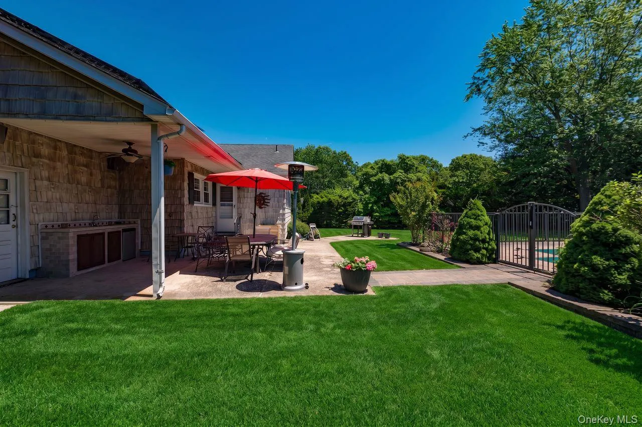 20 Bayside Avenue, Brookhaven, NY, 3 Bedrooms Bedrooms, 6 Rooms Rooms,2 BathroomsBathrooms,Residential,For Rent,Bayside,0,1018880 20 Bayside Avenue, Brookhaven, NY, 3 Bedrooms Bedrooms, 6 Rooms Rooms,2 BathroomsBathrooms,Residential,For Rent,Bayside,0,1018880