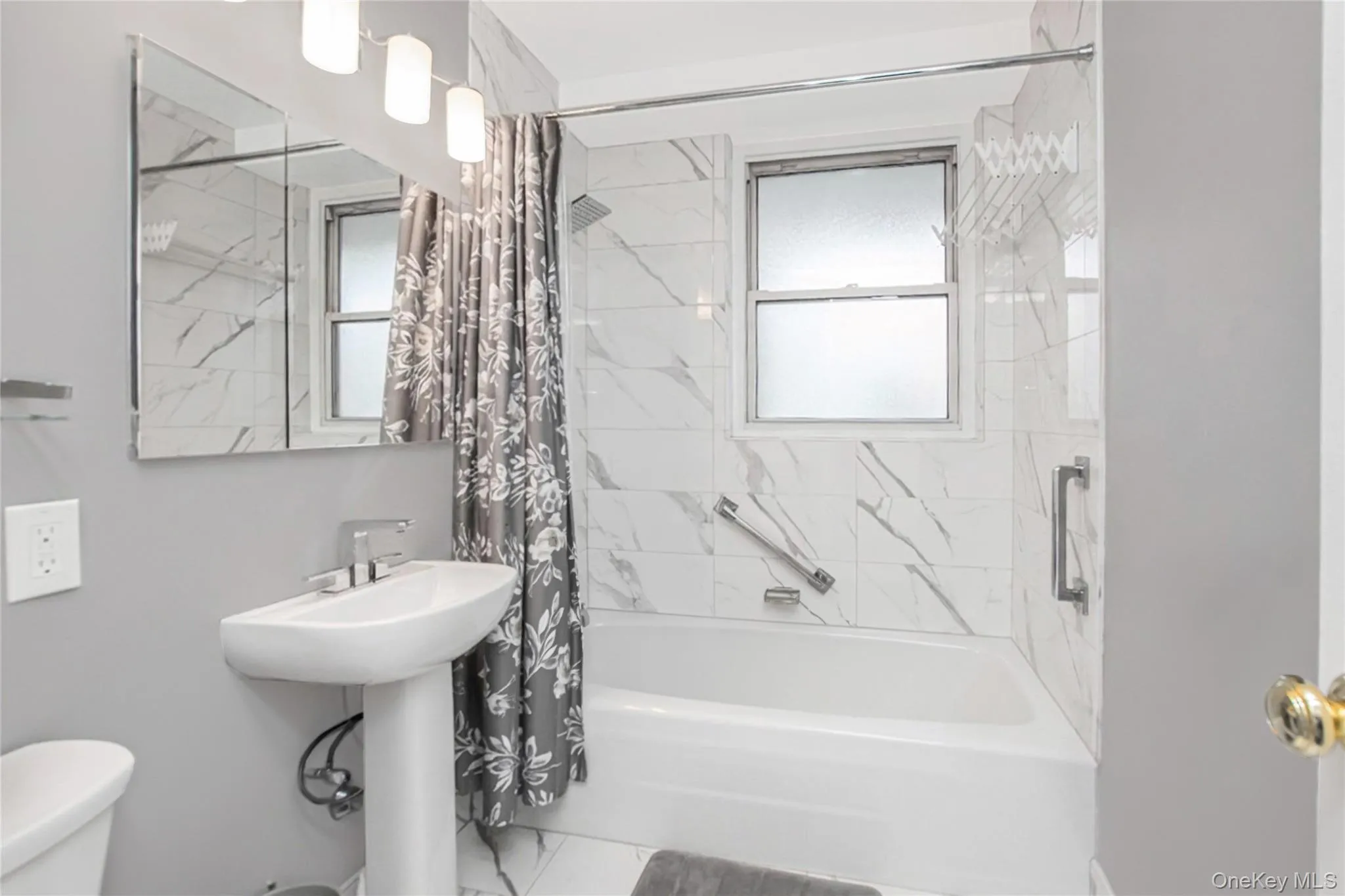 3333 Henry Hudson Parkway, New York, NY, 2 Bedrooms Bedrooms, 4 Rooms Rooms,2 BathroomsBathrooms,Residential,For Rent,Henry Hudson,0,1018881 3333 Henry Hudson Parkway, New York, NY, 2 Bedrooms Bedrooms, 4 Rooms Rooms,2 BathroomsBathrooms,Residential,For Rent,Henry Hudson,0,1018881
