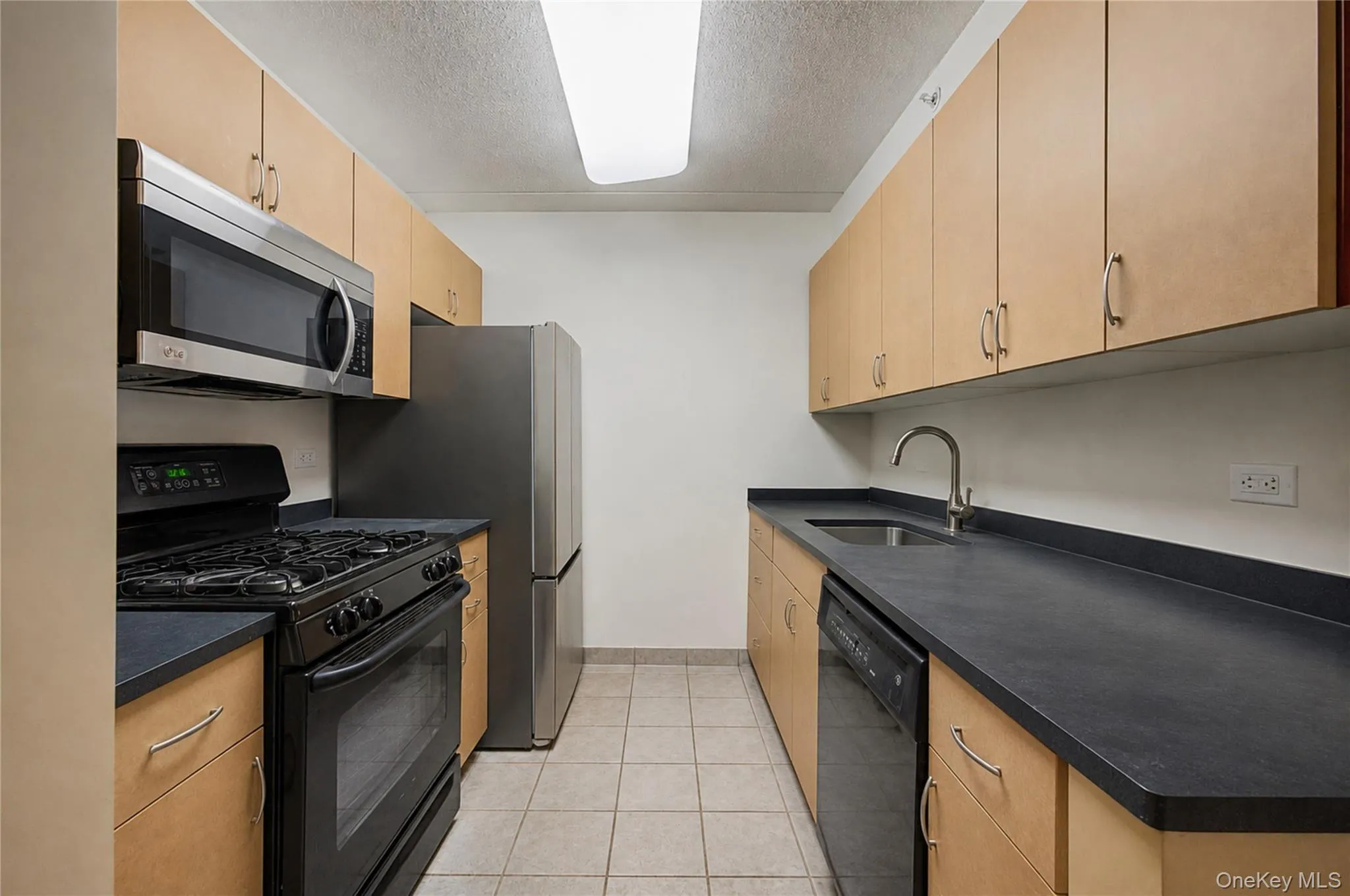 68 Bradhurst Avenue, New York, NY, 3 Bedrooms Bedrooms, 6 Rooms Rooms,2 BathroomsBathrooms,Residential,For Rent,Bradhurst,0,1018885 68 Bradhurst Avenue, New York, NY, 3 Bedrooms Bedrooms, 6 Rooms Rooms,2 BathroomsBathrooms,Residential,For Rent,Bradhurst,0,1018885
