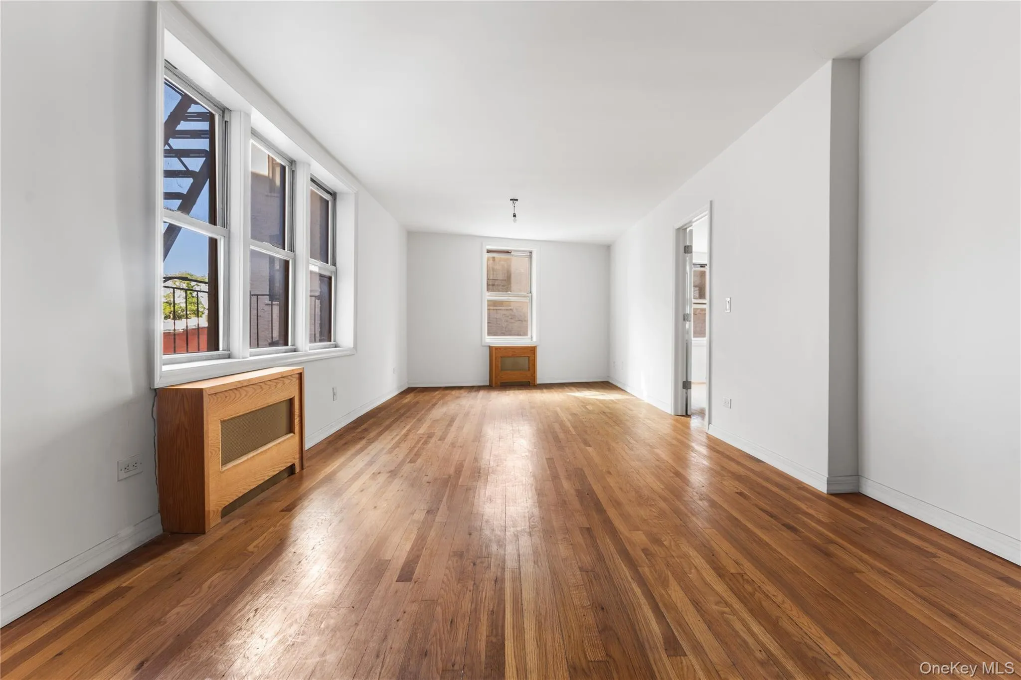 1625 Emmons Avenue, New York, NY, 1 Bedroom Bedrooms, 3 Rooms Rooms,1 BathroomBathrooms,Residential,For Rent,Emmons,0,1018893 1625 Emmons Avenue, New York, NY, 1 Bedroom Bedrooms, 3 Rooms Rooms,1 BathroomBathrooms,Residential,For Rent,Emmons,0,1018893
