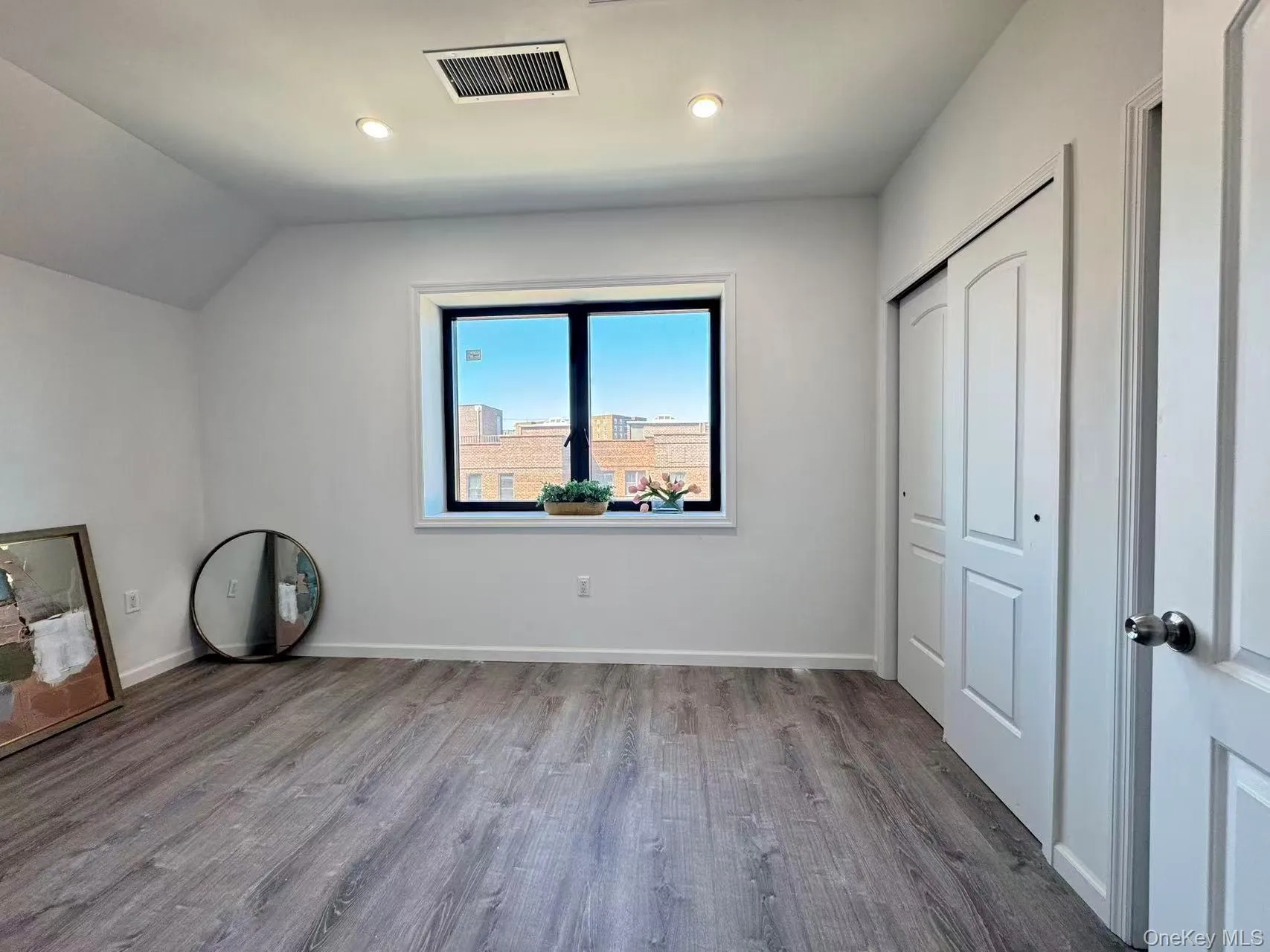 97-30 64TH Avenue, New York, NY, 2 Rooms Rooms,1 BathroomBathrooms,Residential,For Rent,64TH,0,KEY1018896 97-30 64TH Avenue, New York, NY, 2 Rooms Rooms,1 BathroomBathrooms,Residential,For Rent,64TH,0,KEY1018896