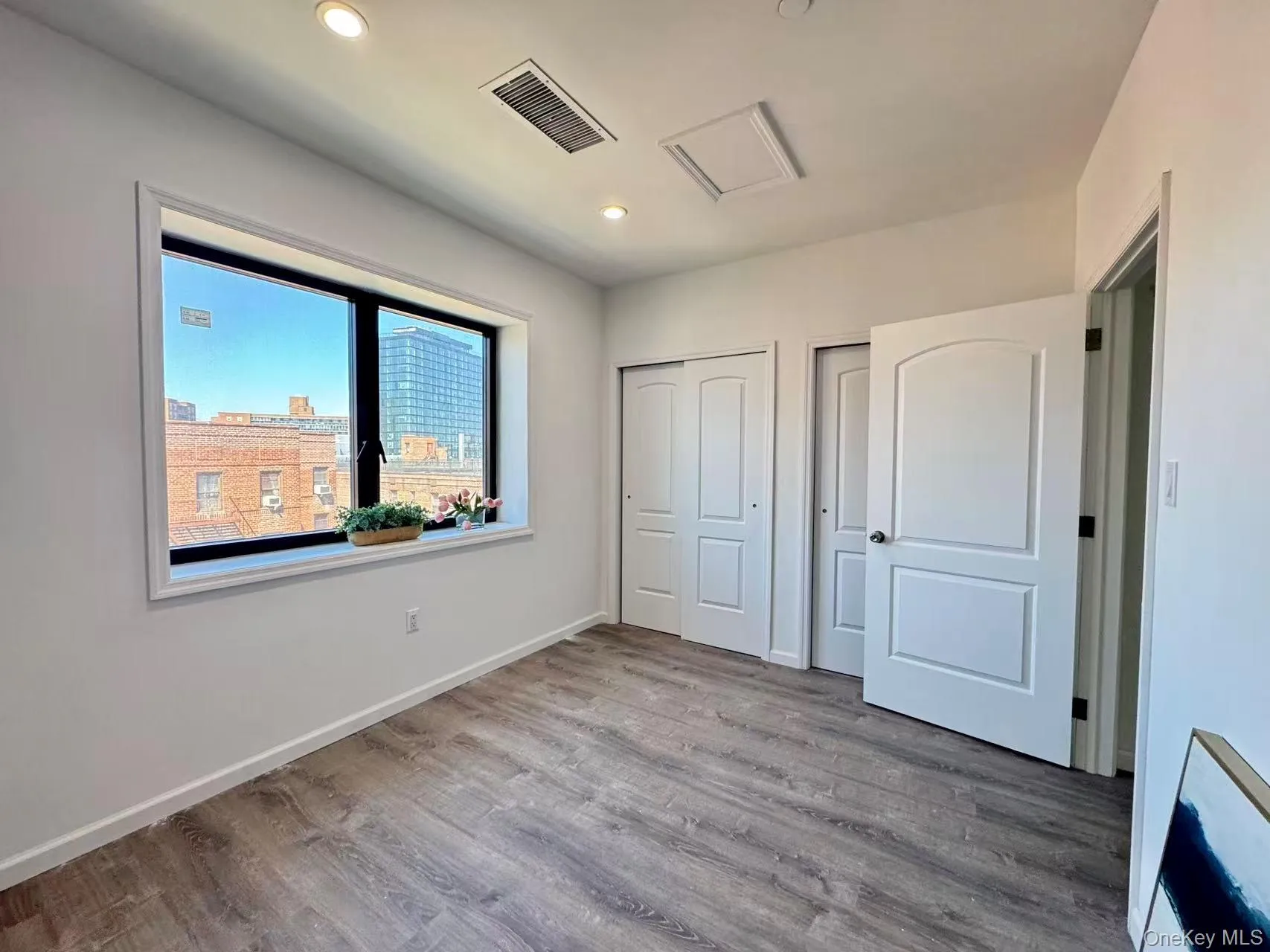 97-30 64TH Avenue, New York, NY, 2 Rooms Rooms,1 BathroomBathrooms,Residential,For Rent,64TH,0,KEY1018896 97-30 64TH Avenue, New York, NY, 2 Rooms Rooms,1 BathroomBathrooms,Residential,For Rent,64TH,0,KEY1018896