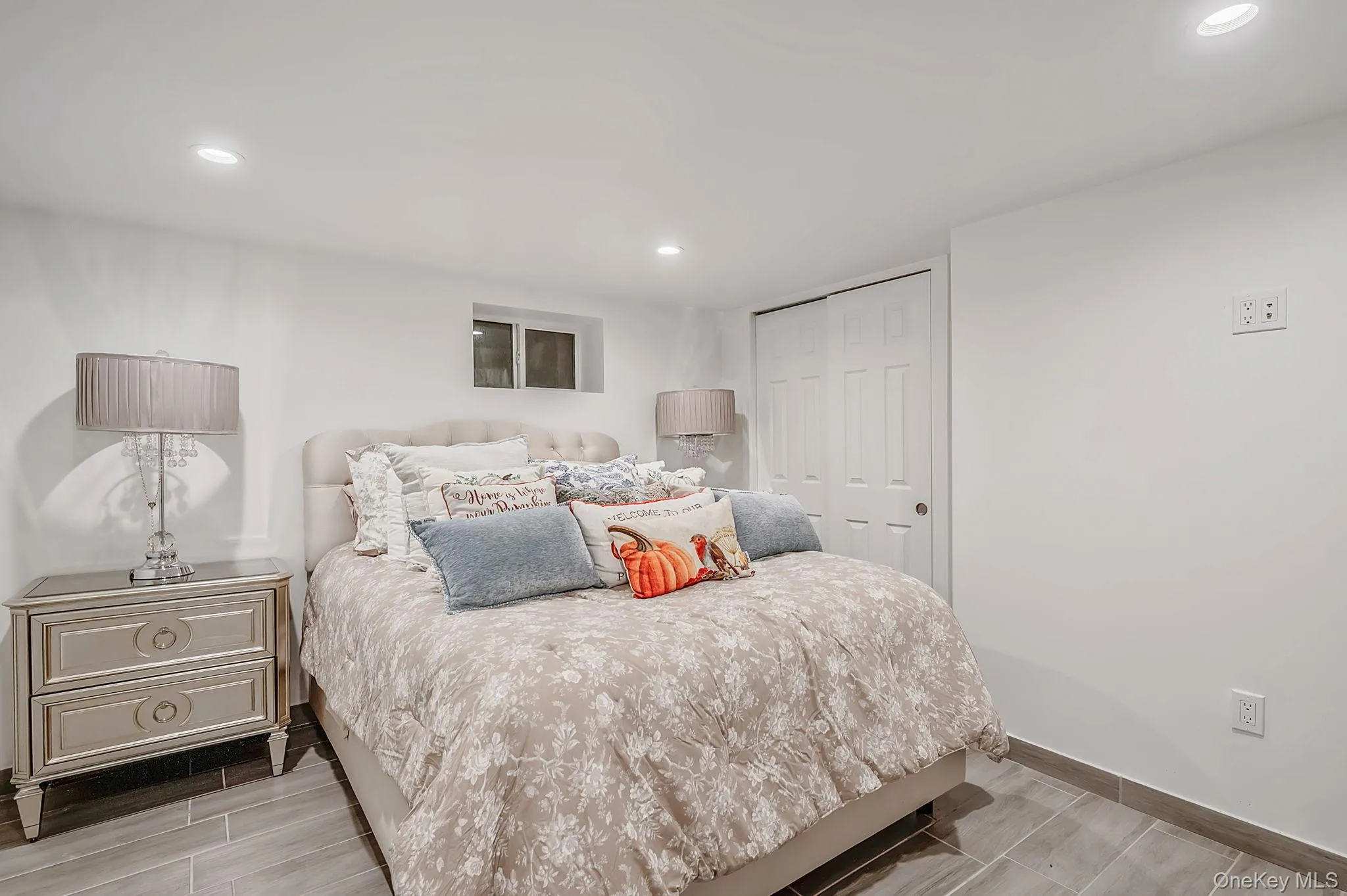 61 Lauren Avenue, Huntington, NY, 4 Bedrooms Bedrooms, 14 Rooms Rooms,3 BathroomsBathrooms,Residential,For Rent,Lauren,0,1018897 61 Lauren Avenue, Huntington, NY, 4 Bedrooms Bedrooms, 14 Rooms Rooms,3 BathroomsBathrooms,Residential,For Rent,Lauren,0,1018897