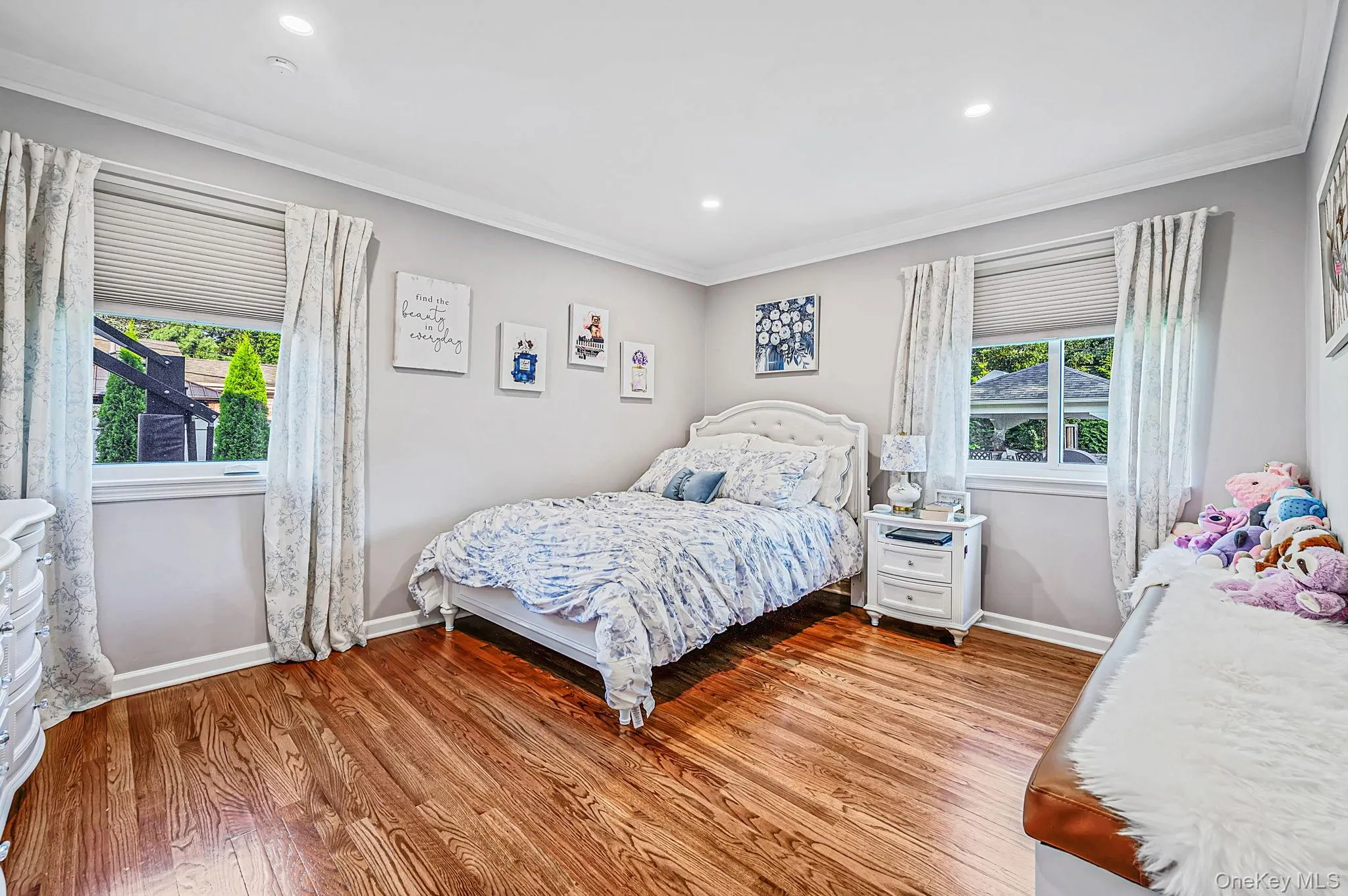 61 Lauren Avenue, Huntington, NY, 4 Bedrooms Bedrooms, 14 Rooms Rooms,3 BathroomsBathrooms,Residential,For Rent,Lauren,0,1018897 61 Lauren Avenue, Huntington, NY, 4 Bedrooms Bedrooms, 14 Rooms Rooms,3 BathroomsBathrooms,Residential,For Rent,Lauren,0,1018897