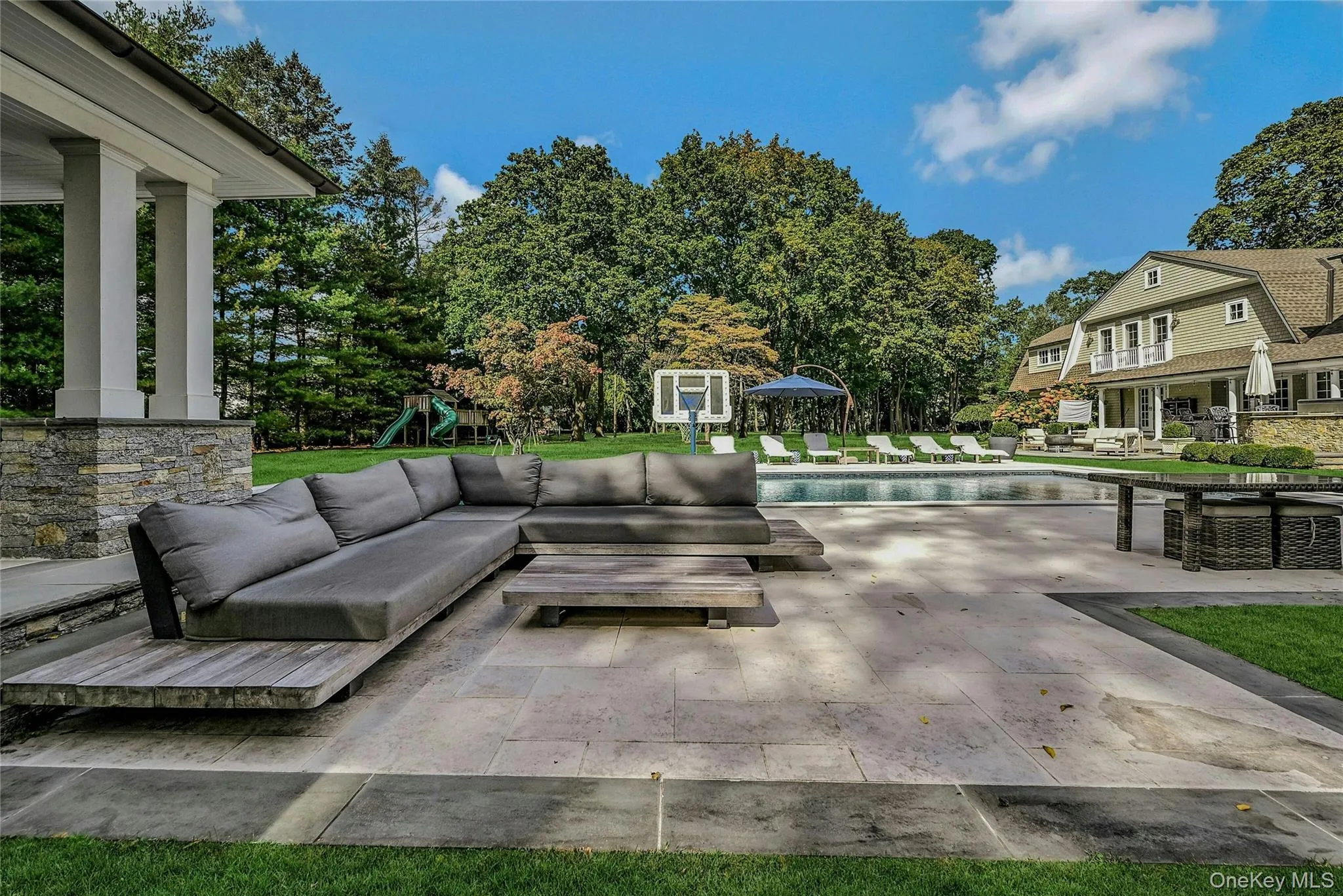 192 Burtis Lane, Oyster Bay, NY, 5 Bedrooms Bedrooms, 15 Rooms Rooms,5 BathroomsBathrooms,Residential,For Rent,Burtis,0,1018900 192 Burtis Lane, Oyster Bay, NY, 5 Bedrooms Bedrooms, 15 Rooms Rooms,5 BathroomsBathrooms,Residential,For Rent,Burtis,0,1018900