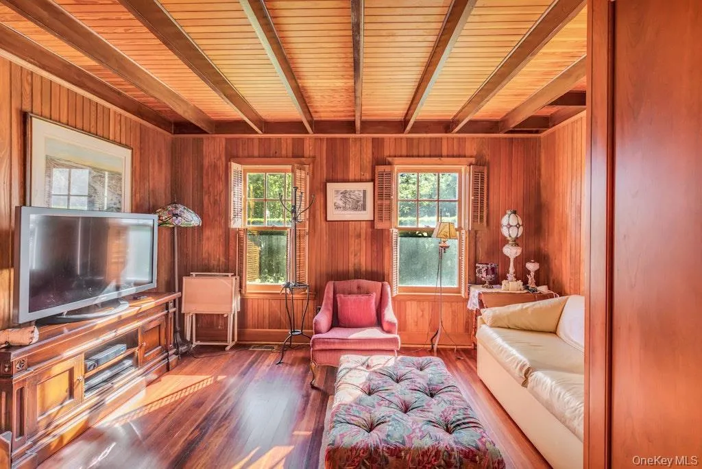 10450 New Suffolk Avenue, Southold, NY, 4 Bedrooms Bedrooms, 9 Rooms Rooms,3 BathroomsBathrooms,Residential Lease,For Rent,New Suffolk,0,1018901 10450 New Suffolk Avenue, Southold, NY, 4 Bedrooms Bedrooms, 9 Rooms Rooms,3 BathroomsBathrooms,Residential Lease,For Rent,New Suffolk,0,1018901
