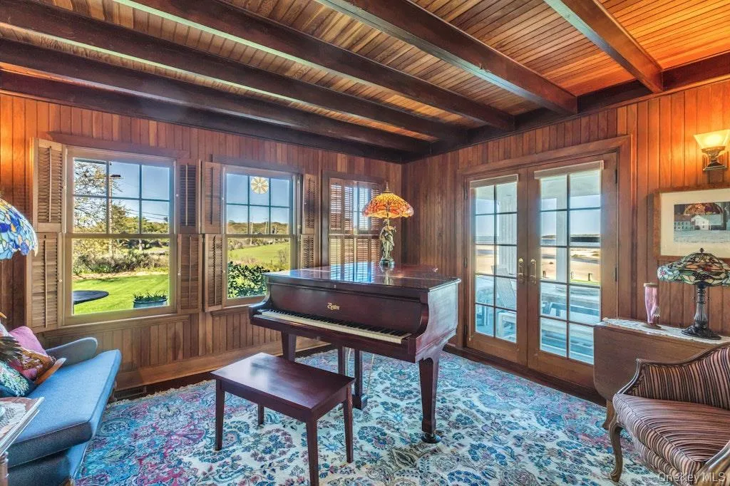 10450 New Suffolk Avenue, Southold, NY, 4 Bedrooms Bedrooms, 9 Rooms Rooms,3 BathroomsBathrooms,Residential Lease,For Rent,New Suffolk,0,1018901 10450 New Suffolk Avenue, Southold, NY, 4 Bedrooms Bedrooms, 9 Rooms Rooms,3 BathroomsBathrooms,Residential Lease,For Rent,New Suffolk,0,1018901
