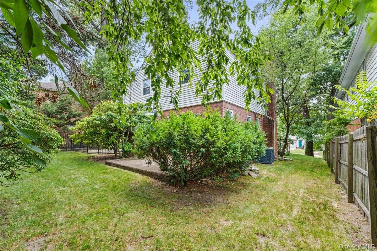 8507 Avon Street, New York, NY, 4 Bedrooms Bedrooms, 10 Rooms Rooms,3 BathroomsBathrooms,Residential,For Rent,Avon,0,1018903 8507 Avon Street, New York, NY, 4 Bedrooms Bedrooms, 10 Rooms Rooms,3 BathroomsBathrooms,Residential,For Rent,Avon,0,1018903