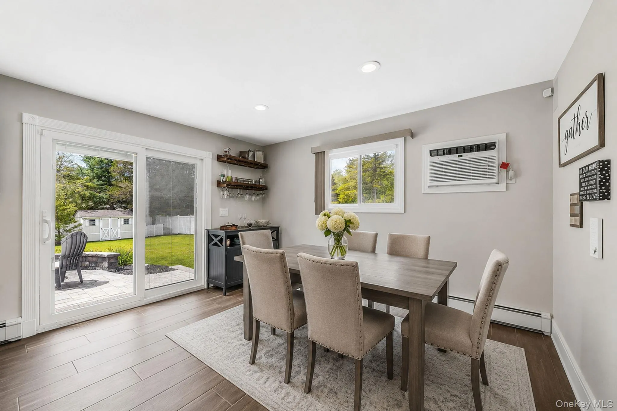 Great dining/seating area. Gather together with friends and family. Great dining/seating area. Gather together with friends and family.