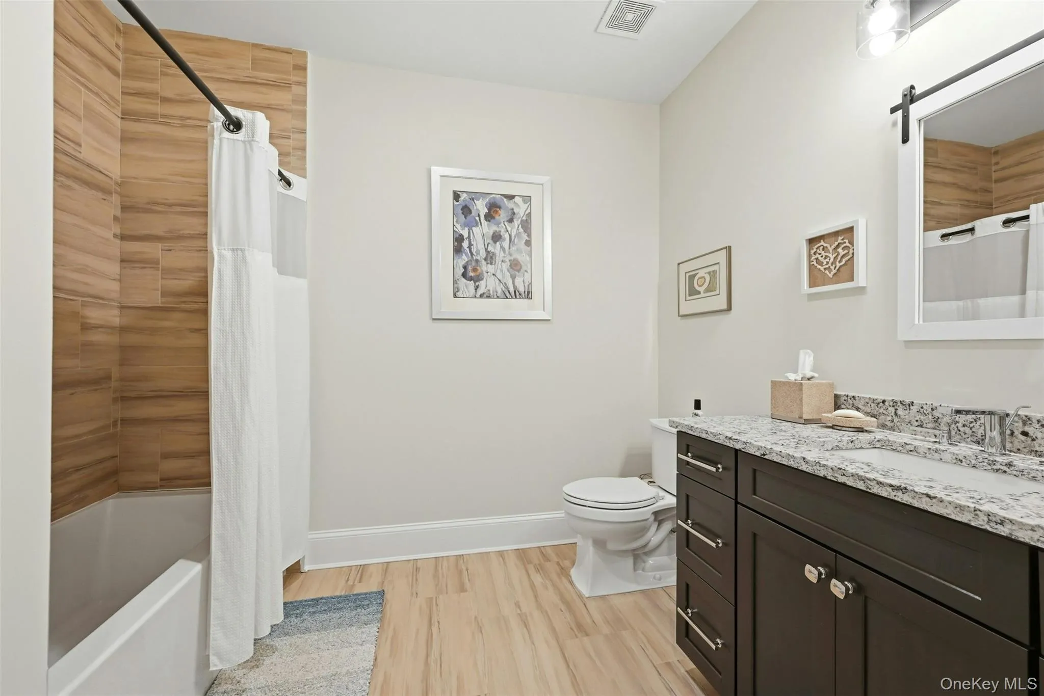 227 Coach Drive, Huntington, NY, 2 Bedrooms Bedrooms, 4 Rooms Rooms,2 BathroomsBathrooms,Residential,For Rent,Coach,0,1018917 227 Coach Drive, Huntington, NY, 2 Bedrooms Bedrooms, 4 Rooms Rooms,2 BathroomsBathrooms,Residential,For Rent,Coach,0,1018917