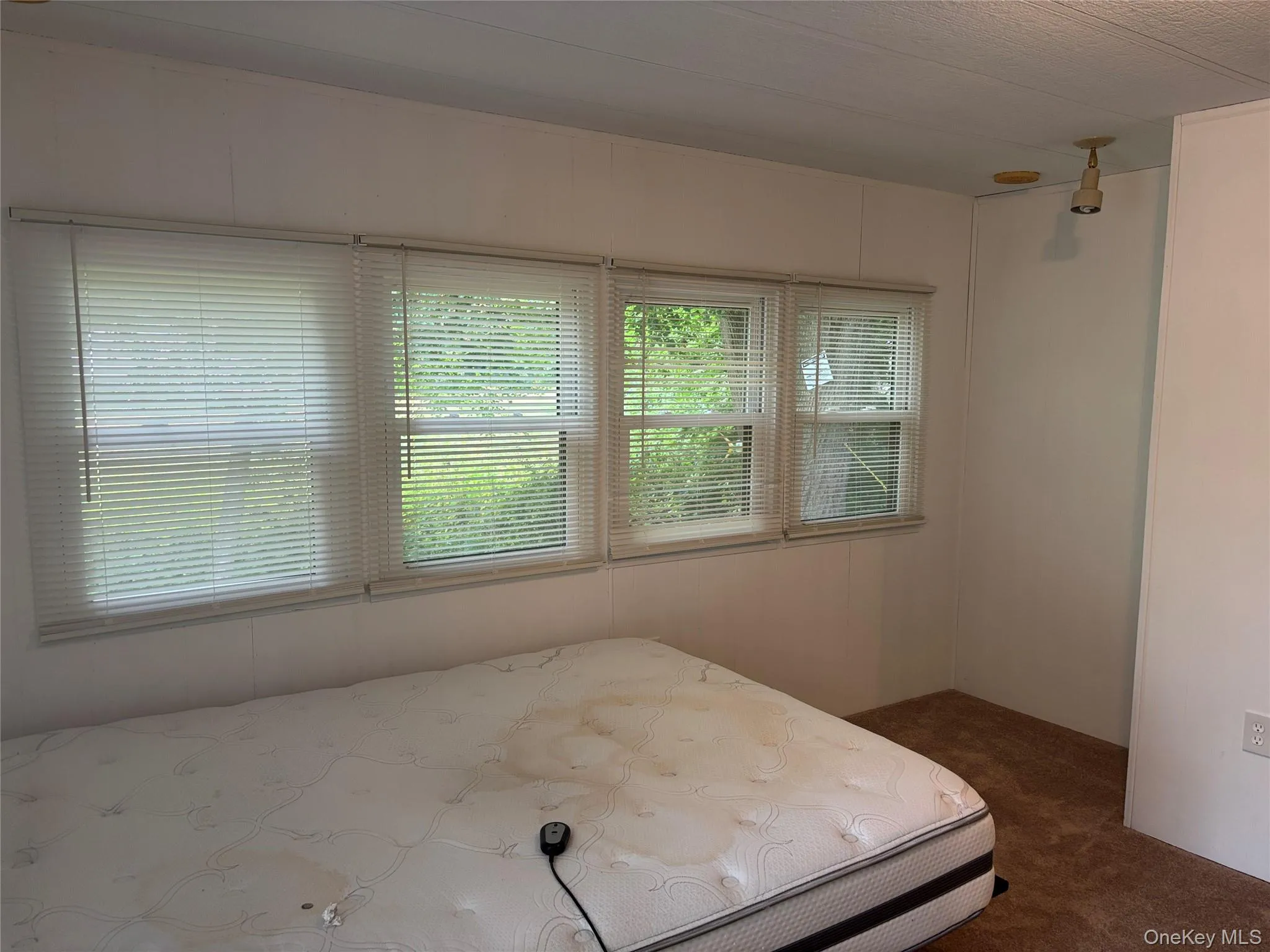 101 West Lane, Riverhead, NY, 2 Bedrooms Bedrooms, 5 Rooms Rooms,1 BathroomBathrooms,Residential,For Rent,West,0,1018919 101 West Lane, Riverhead, NY, 2 Bedrooms Bedrooms, 5 Rooms Rooms,1 BathroomBathrooms,Residential,For Rent,West,0,1018919
