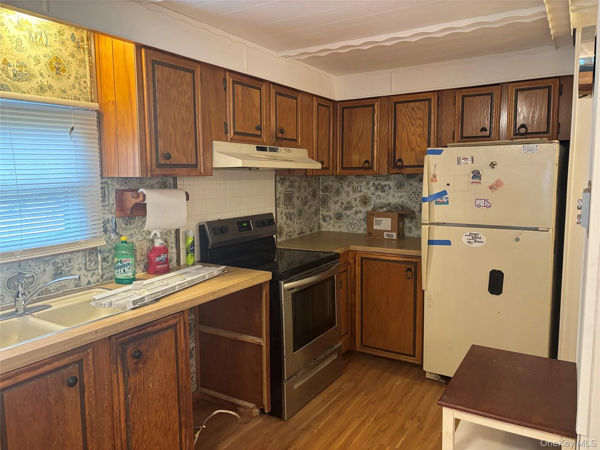 101 West Lane, Riverhead, NY, 2 Bedrooms Bedrooms, 5 Rooms Rooms,1 BathroomBathrooms,Residential,For Rent,West,0,1018919 101 West Lane, Riverhead, NY, 2 Bedrooms Bedrooms, 5 Rooms Rooms,1 BathroomBathrooms,Residential,For Rent,West,0,1018919