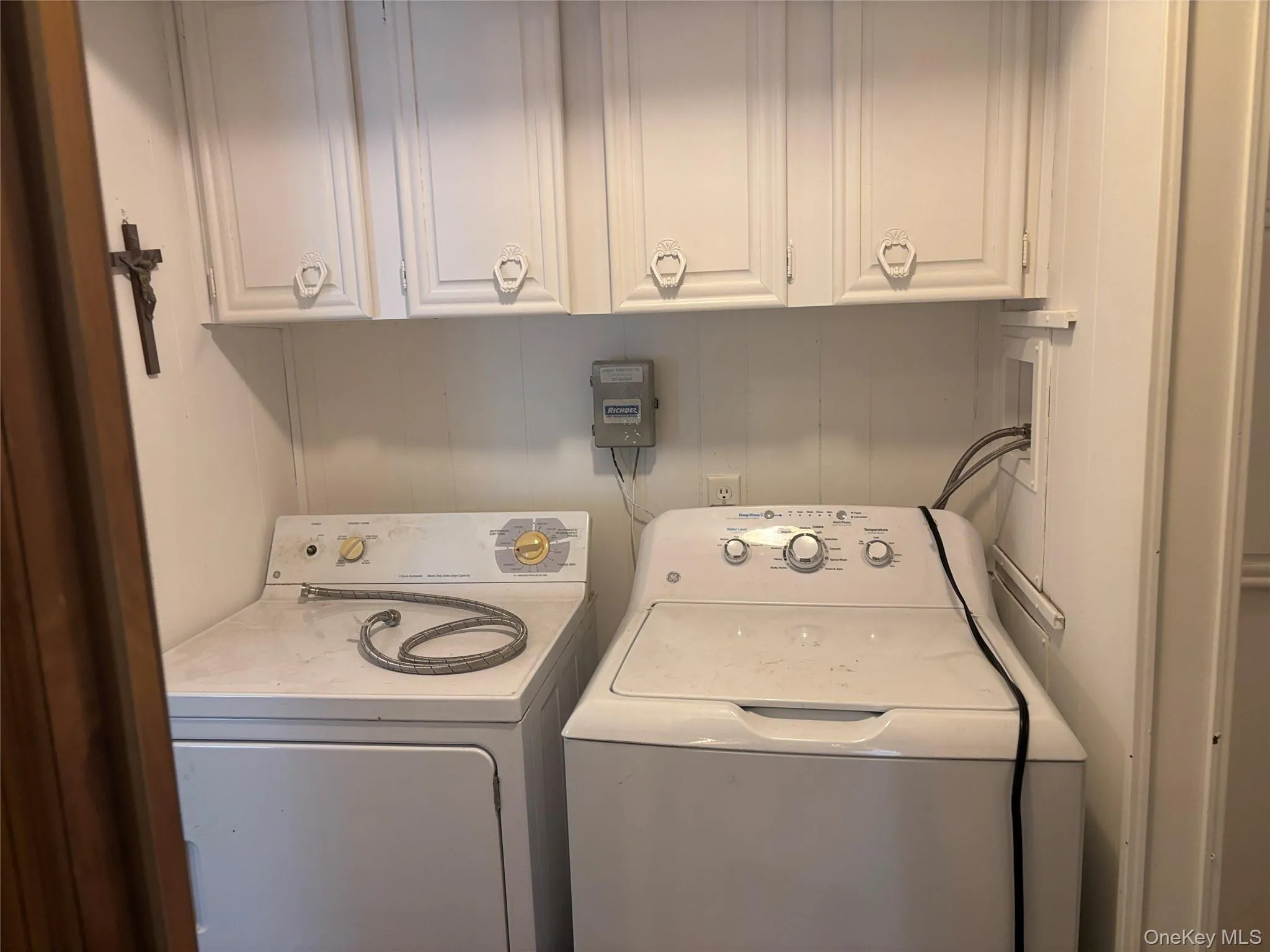 101 West Lane, Riverhead, NY, 2 Bedrooms Bedrooms, 5 Rooms Rooms,1 BathroomBathrooms,Residential,For Rent,West,0,1018919 101 West Lane, Riverhead, NY, 2 Bedrooms Bedrooms, 5 Rooms Rooms,1 BathroomBathrooms,Residential,For Rent,West,0,1018919