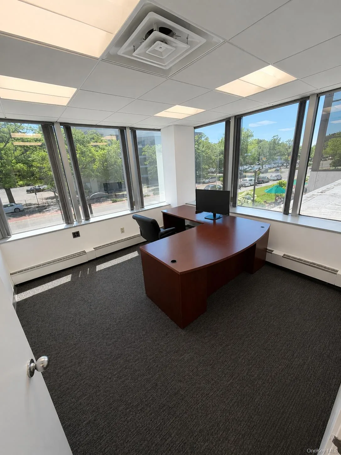 111 Great Neck Rd, North Hempstead, NY, ,Commercial Lease,For Rent,Great Neck Rd,0,1018920 111 Great Neck Rd, North Hempstead, NY, ,Commercial Lease,For Rent,Great Neck Rd,0,1018920