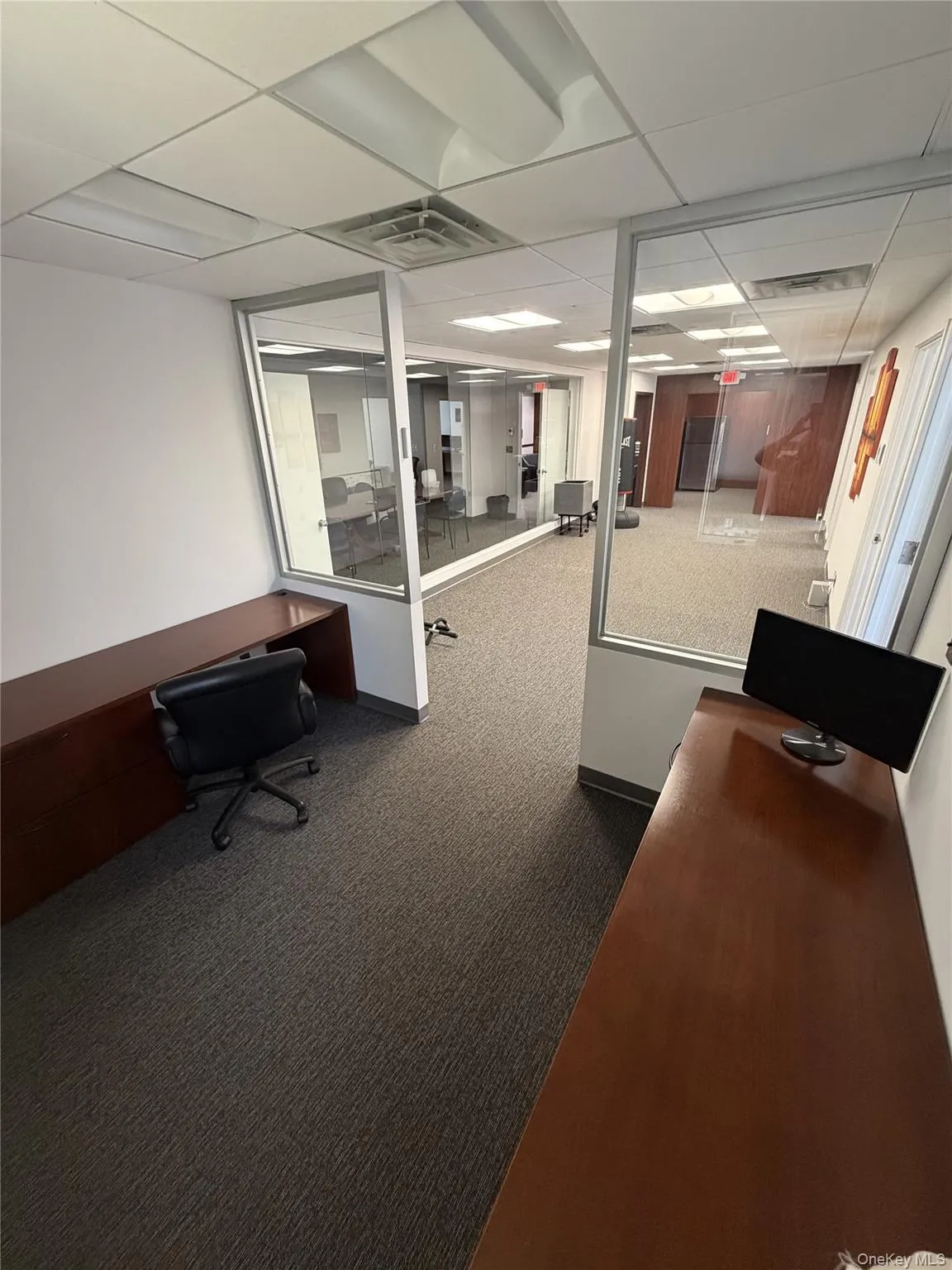 111 Great Neck Rd, North Hempstead, NY, ,Commercial Lease,For Rent,Great Neck Rd,0,1018920 111 Great Neck Rd, North Hempstead, NY, ,Commercial Lease,For Rent,Great Neck Rd,0,1018920