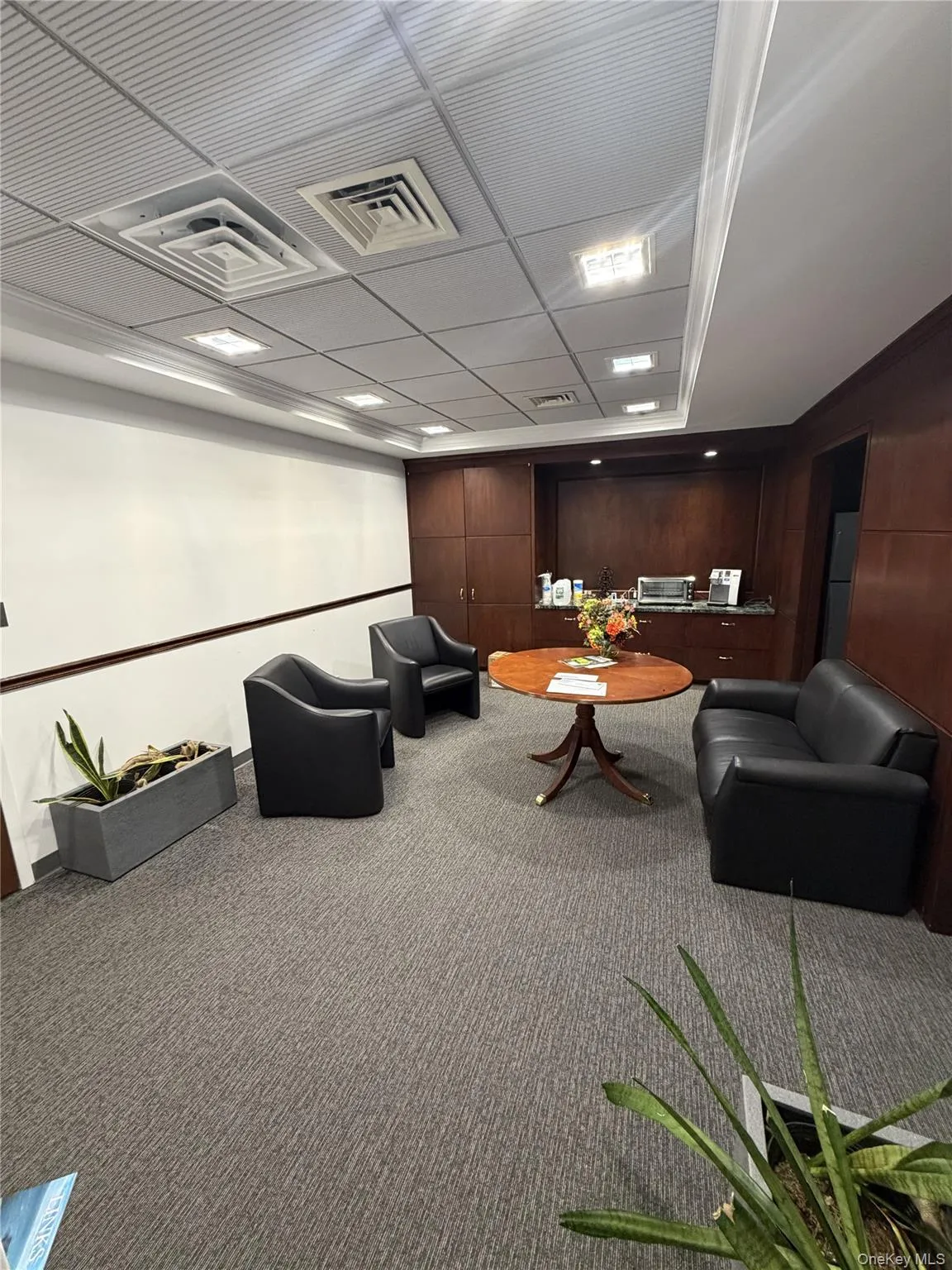 111 Great Neck Rd, North Hempstead, NY, ,Commercial Lease,For Rent,Great Neck Rd,0,1018920 111 Great Neck Rd, North Hempstead, NY, ,Commercial Lease,For Rent,Great Neck Rd,0,1018920