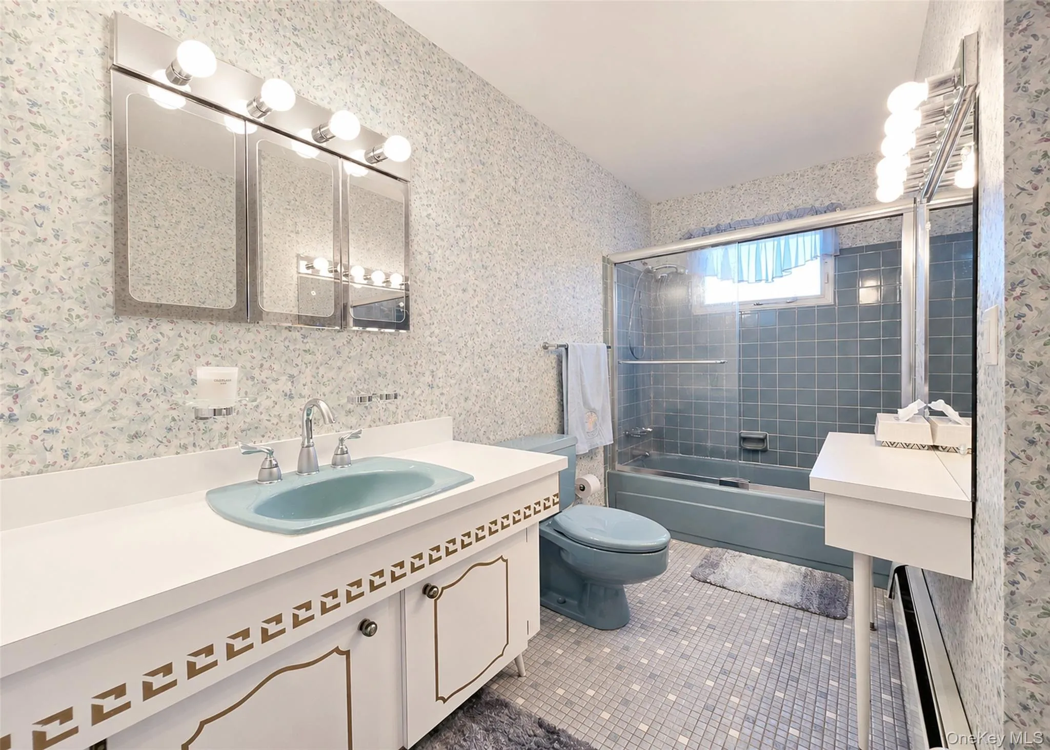 35 Avenue D, Islip, NY, 3 Bedrooms Bedrooms, 10 Rooms Rooms,2 BathroomsBathrooms,Residential,For Rent,Avenue D,0,KEY1018921 35 Avenue D, Islip, NY, 3 Bedrooms Bedrooms, 10 Rooms Rooms,2 BathroomsBathrooms,Residential,For Rent,Avenue D,0,KEY1018921