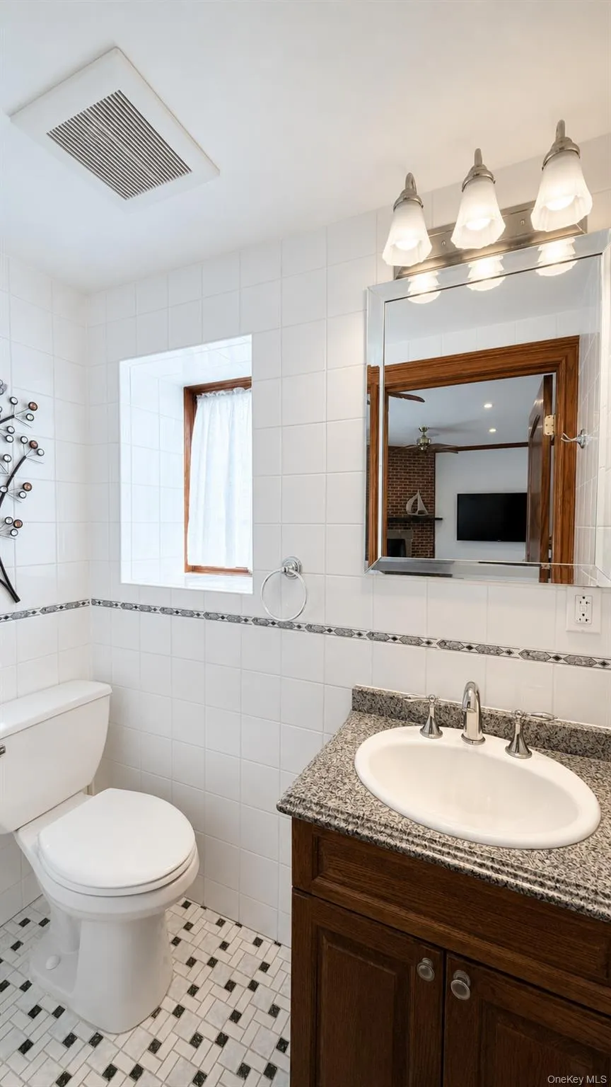 24236 51st Avenue, New York, NY, 4 Bedrooms Bedrooms, 9 Rooms Rooms,2 BathroomsBathrooms,Residential,For Rent,51st,0,1018922 24236 51st Avenue, New York, NY, 4 Bedrooms Bedrooms, 9 Rooms Rooms,2 BathroomsBathrooms,Residential,For Rent,51st,0,1018922