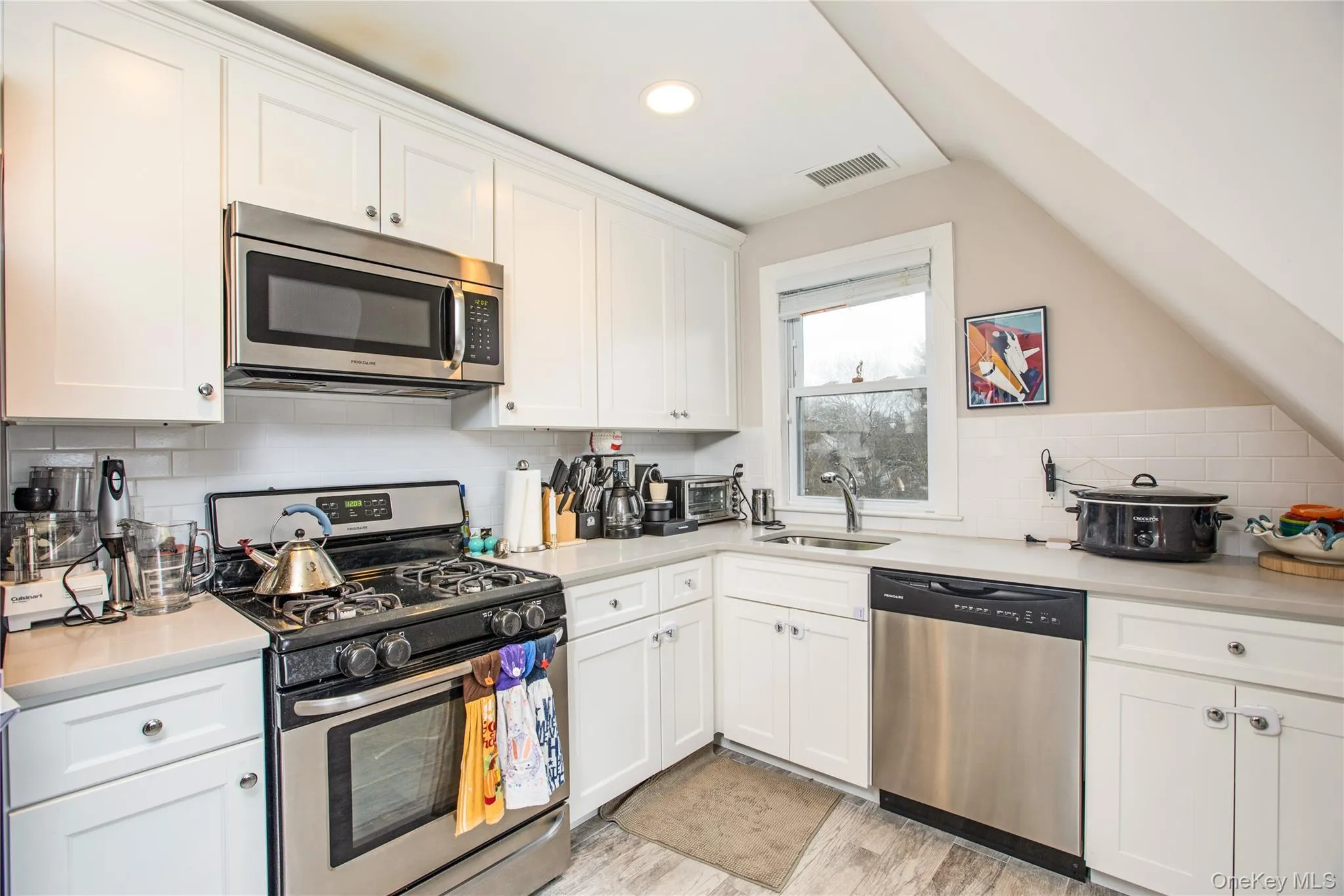 199 Purchase Street, Rye City, NY, 2 Bedrooms Bedrooms, 4 Rooms Rooms,1 BathroomBathrooms,Residential Lease,For Rent,Purchase,0,1018925 199 Purchase Street, Rye City, NY, 2 Bedrooms Bedrooms, 4 Rooms Rooms,1 BathroomBathrooms,Residential Lease,For Rent,Purchase,0,1018925