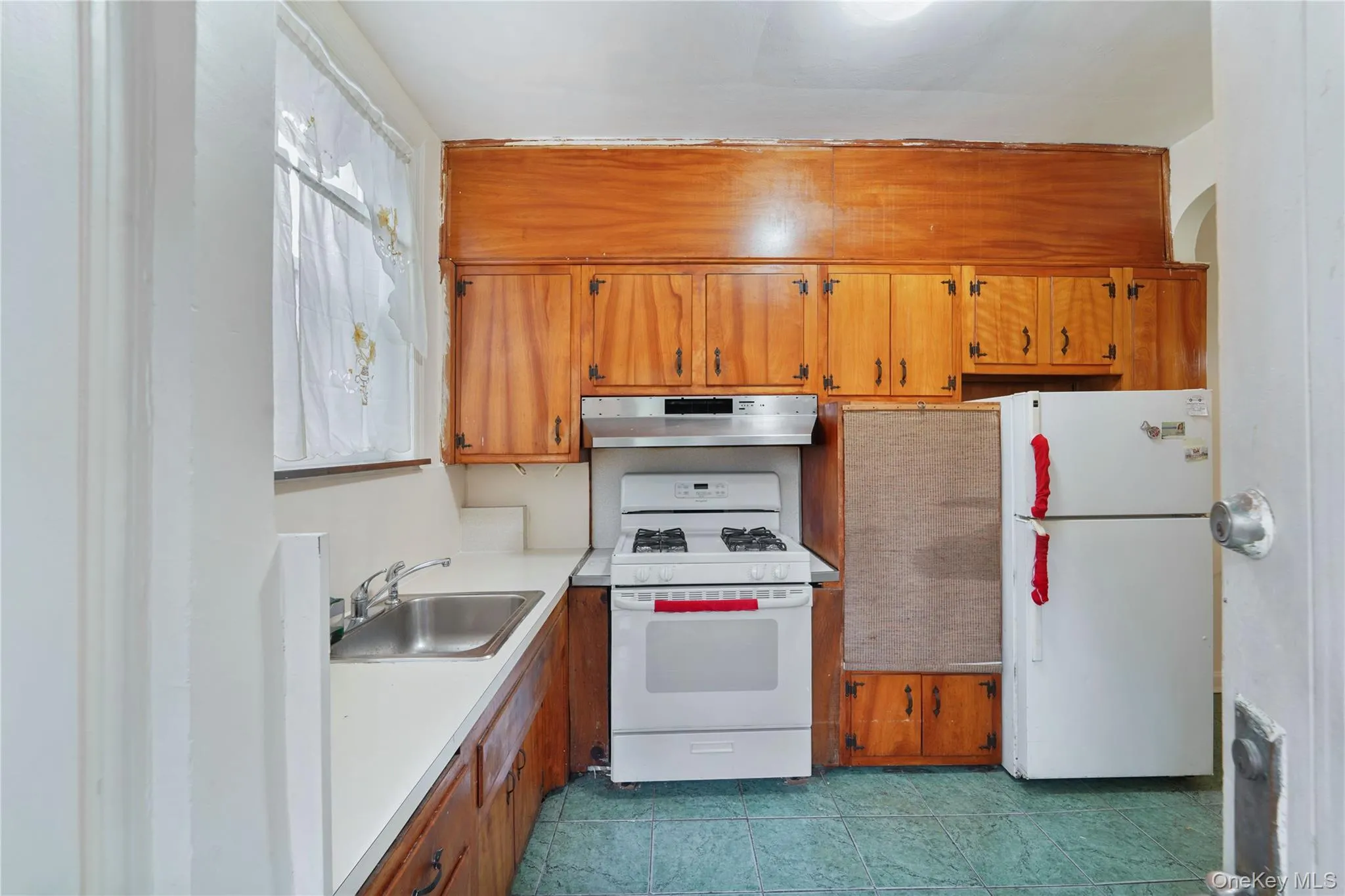 1402 37th Street, New York, NY, 5 Bedrooms Bedrooms, 8 Rooms Rooms,2 BathroomsBathrooms,Residential,For Rent,37th,0,1018931 1402 37th Street, New York, NY, 5 Bedrooms Bedrooms, 8 Rooms Rooms,2 BathroomsBathrooms,Residential,For Rent,37th,0,1018931