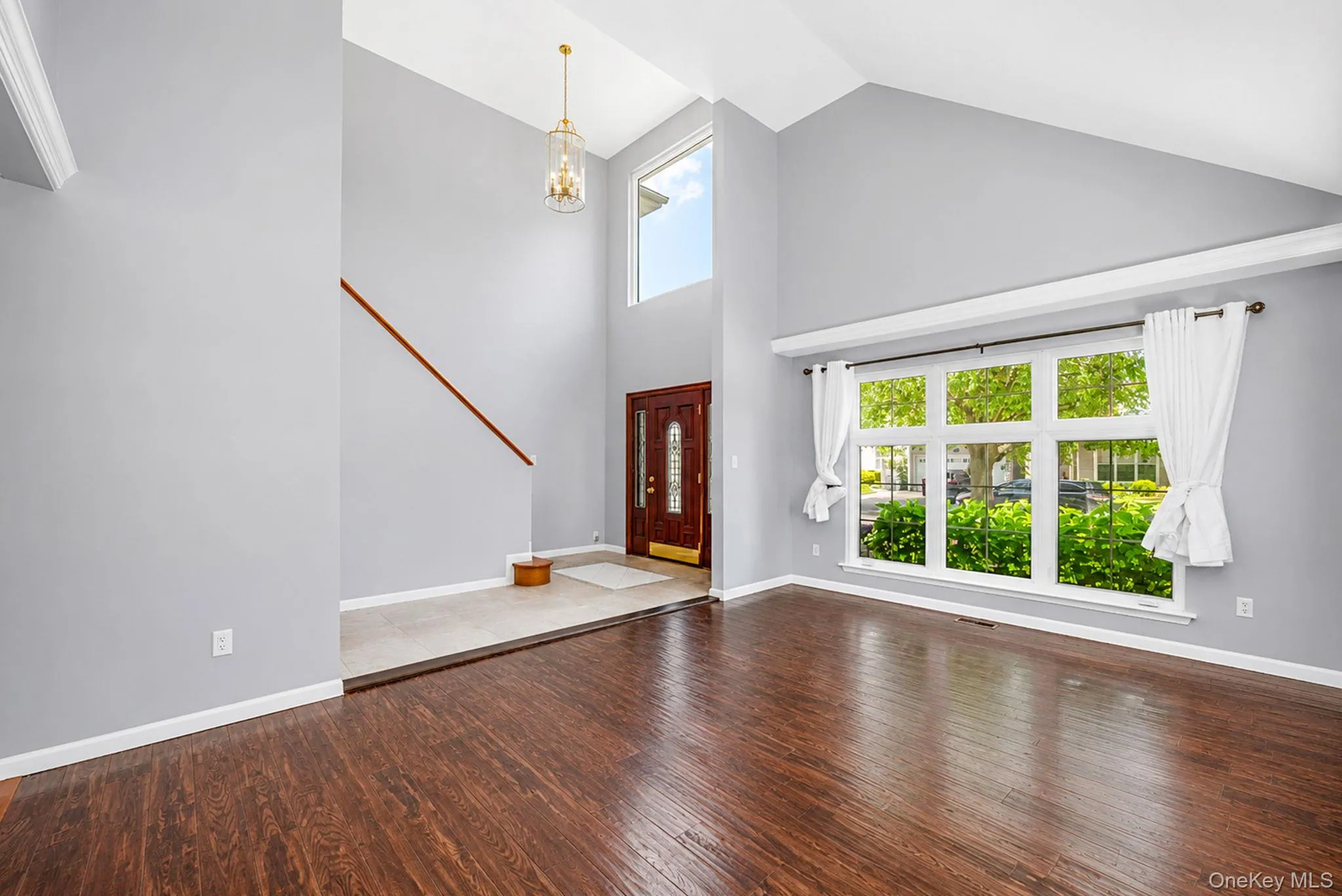 101 Raspberry Court, Huntington, NY, 4 Bedrooms Bedrooms, 9 Rooms Rooms,4 BathroomsBathrooms,Residential Lease,For Rent,Raspberry,0,KEY1018936 101 Raspberry Court, Huntington, NY, 4 Bedrooms Bedrooms, 9 Rooms Rooms,4 BathroomsBathrooms,Residential Lease,For Rent,Raspberry,0,KEY1018936