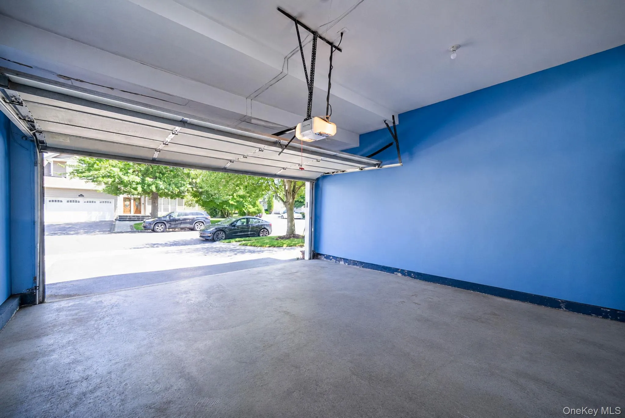 101 Raspberry Court, Huntington, NY, 4 Bedrooms Bedrooms, 9 Rooms Rooms,4 BathroomsBathrooms,Residential Lease,For Rent,Raspberry,0,KEY1018936 101 Raspberry Court, Huntington, NY, 4 Bedrooms Bedrooms, 9 Rooms Rooms,4 BathroomsBathrooms,Residential Lease,For Rent,Raspberry,0,KEY1018936